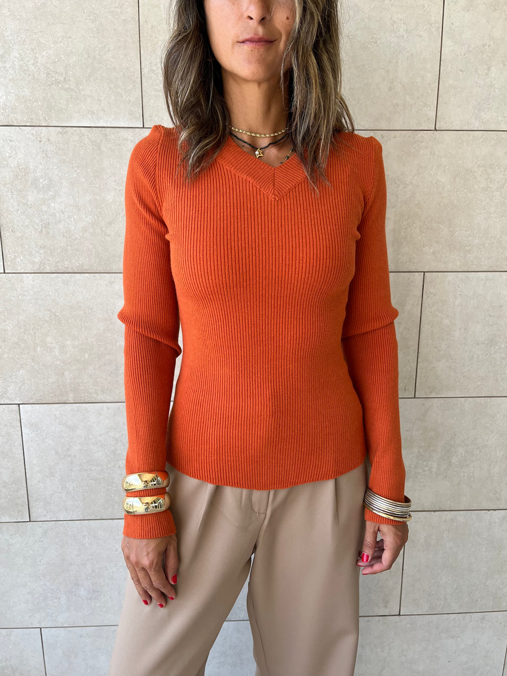Rust V-Neck Contour Elevated Pullover