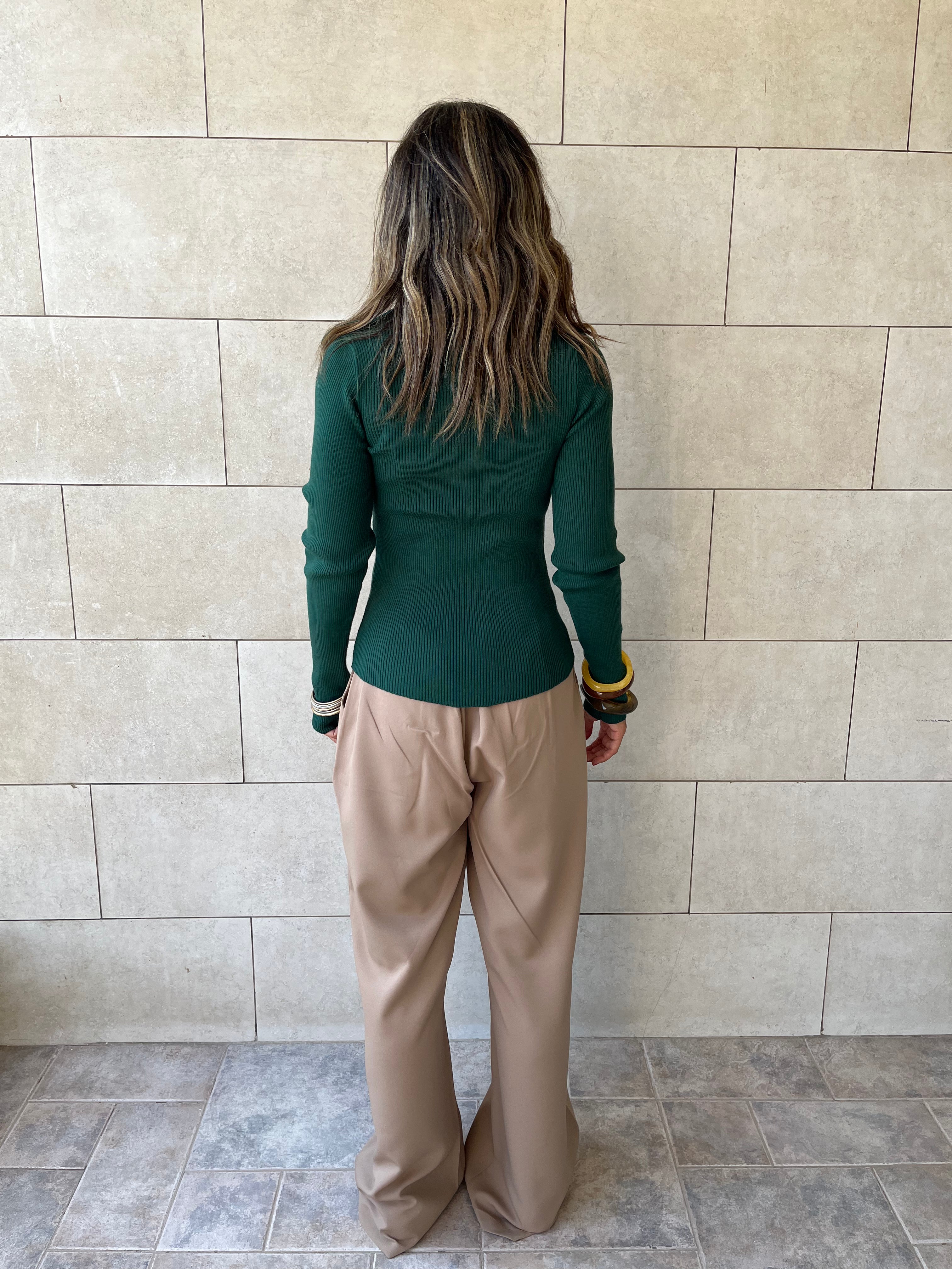 Teal V-Neck Contour Elevated Pullover