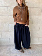 Black Calm Balloon Pants