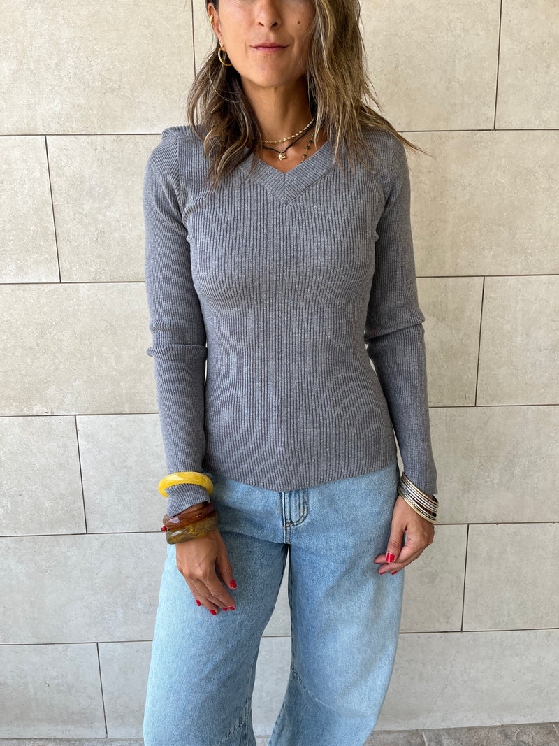 Grey V-Neck Contour Elevated Pullover