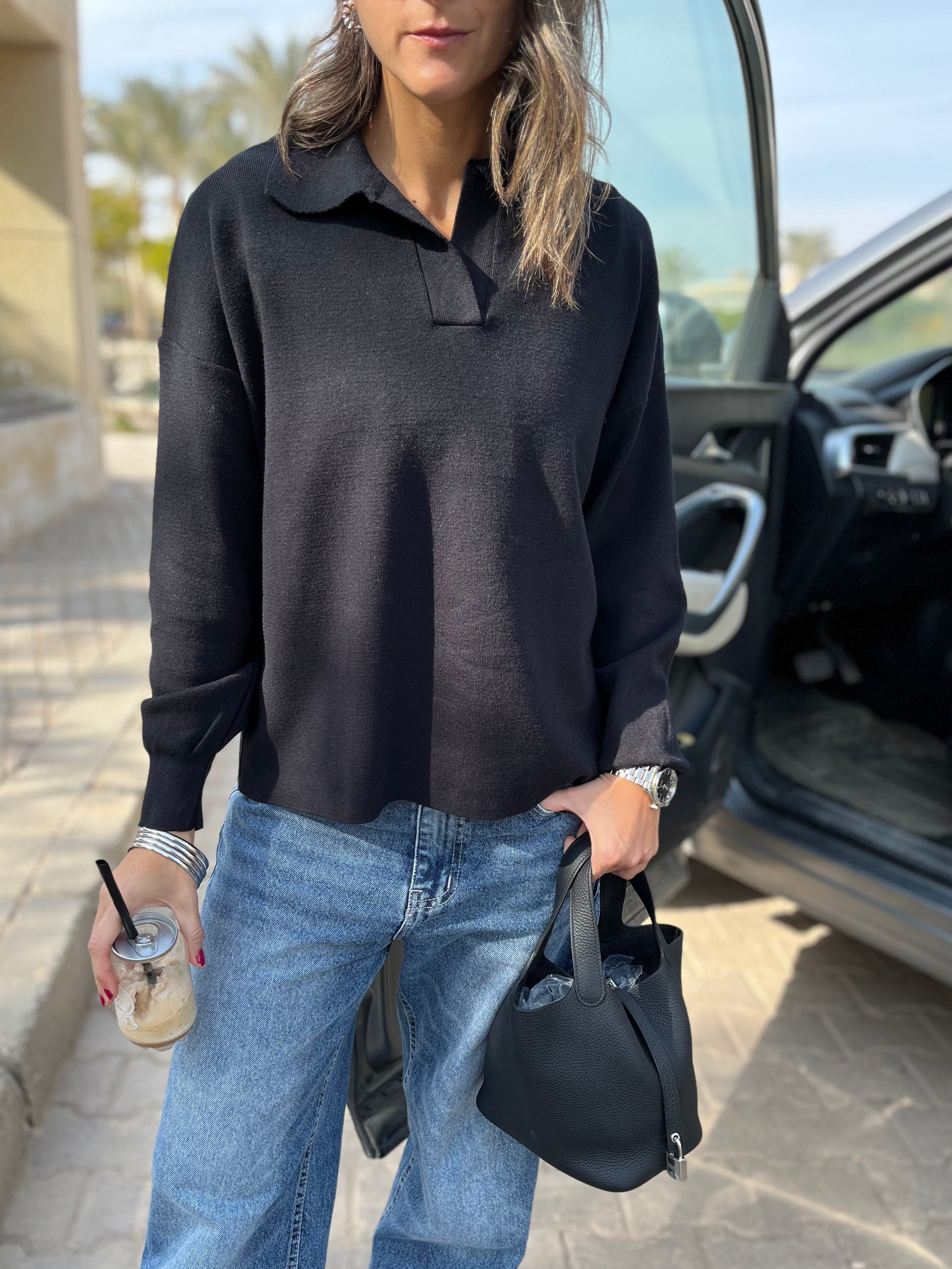 Black Collard Long Sleeve Pullover