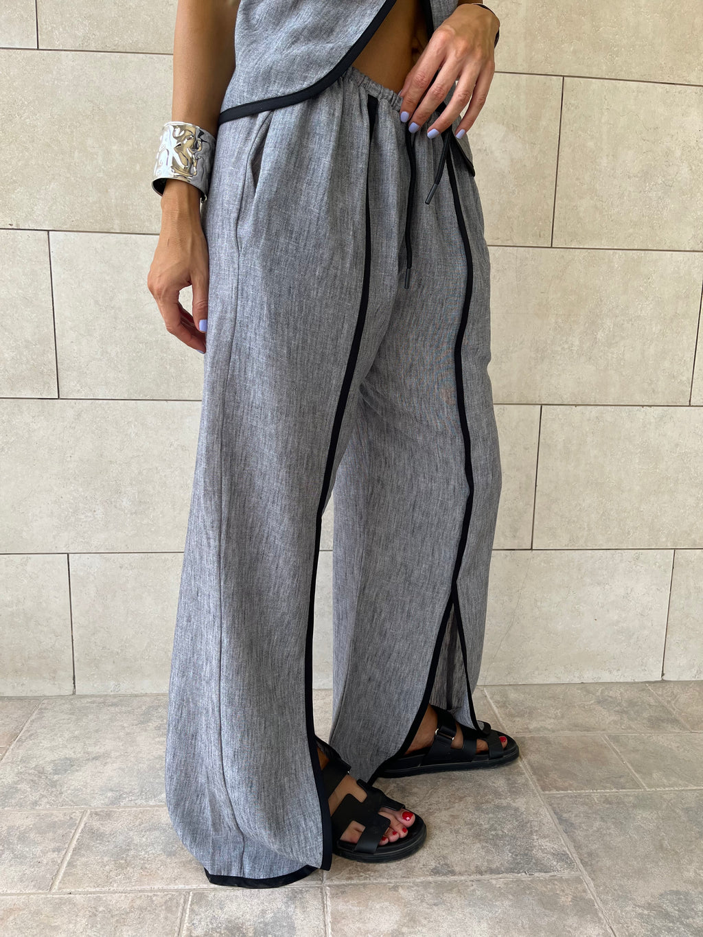 Grey Middle Line Pants