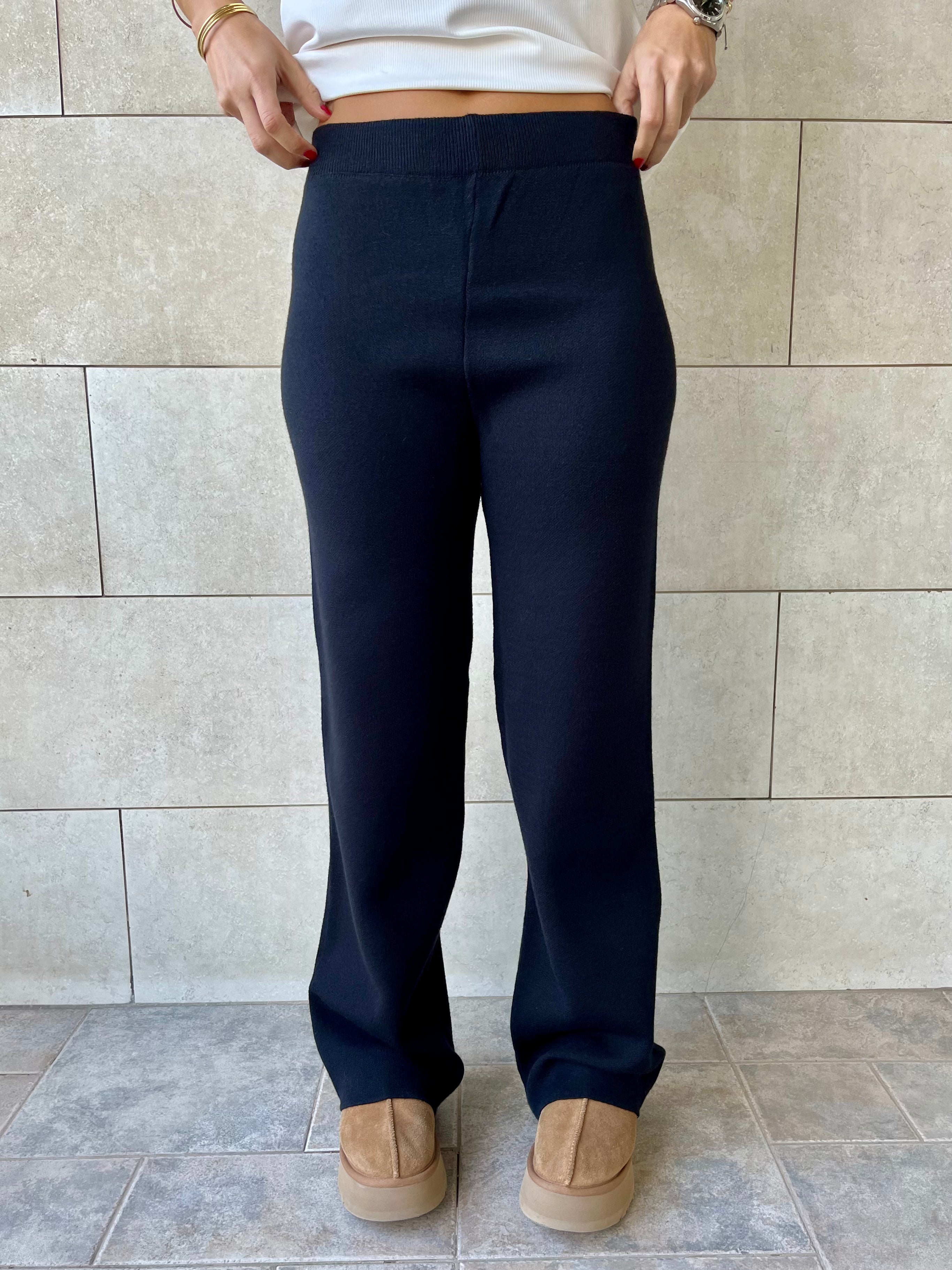 Black Structure Straight Knit Pants