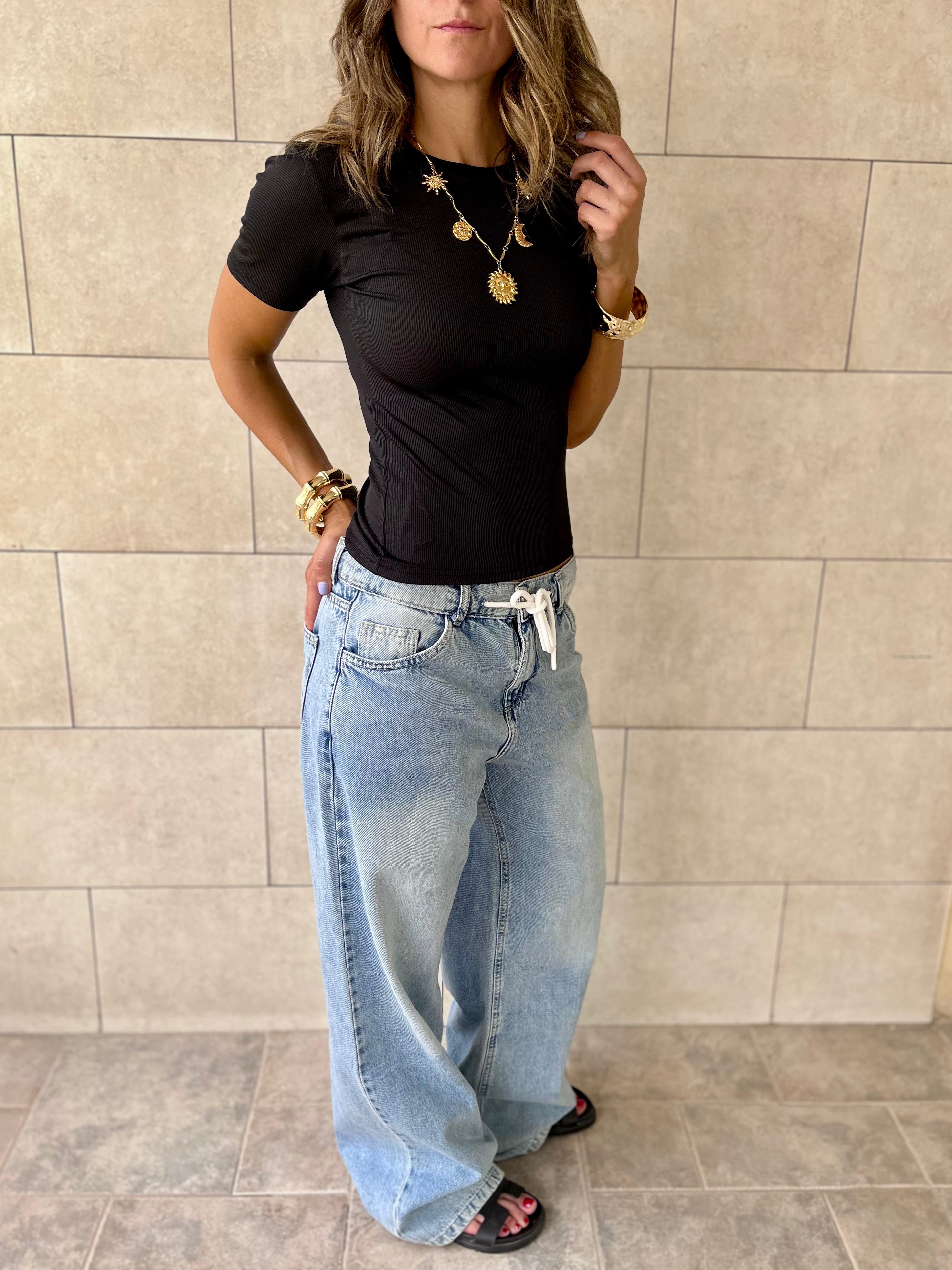 Black 130 Ribbed Basic Tee