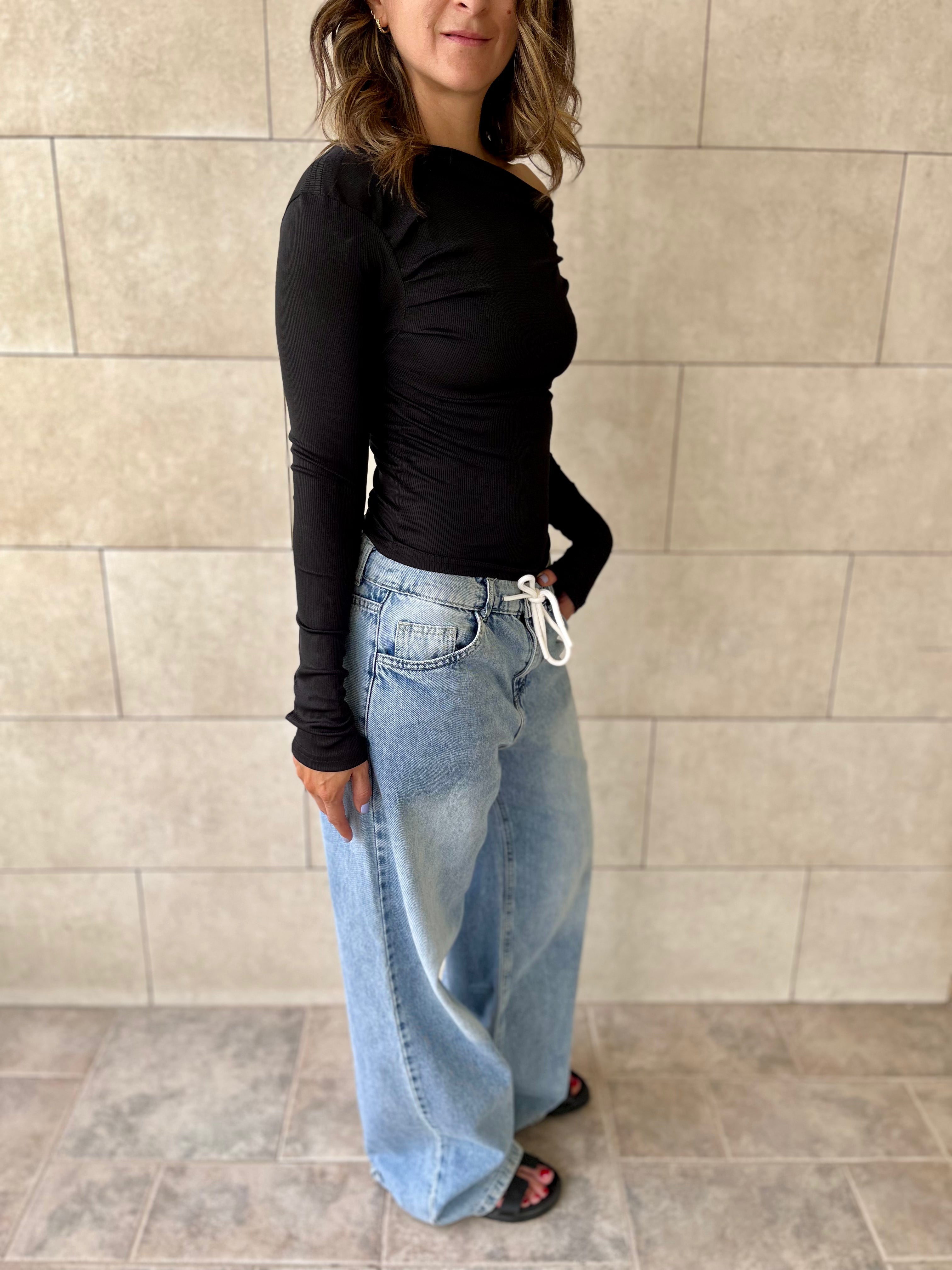 Black 130 Off Shoulder Long Sleeve Ruched Top