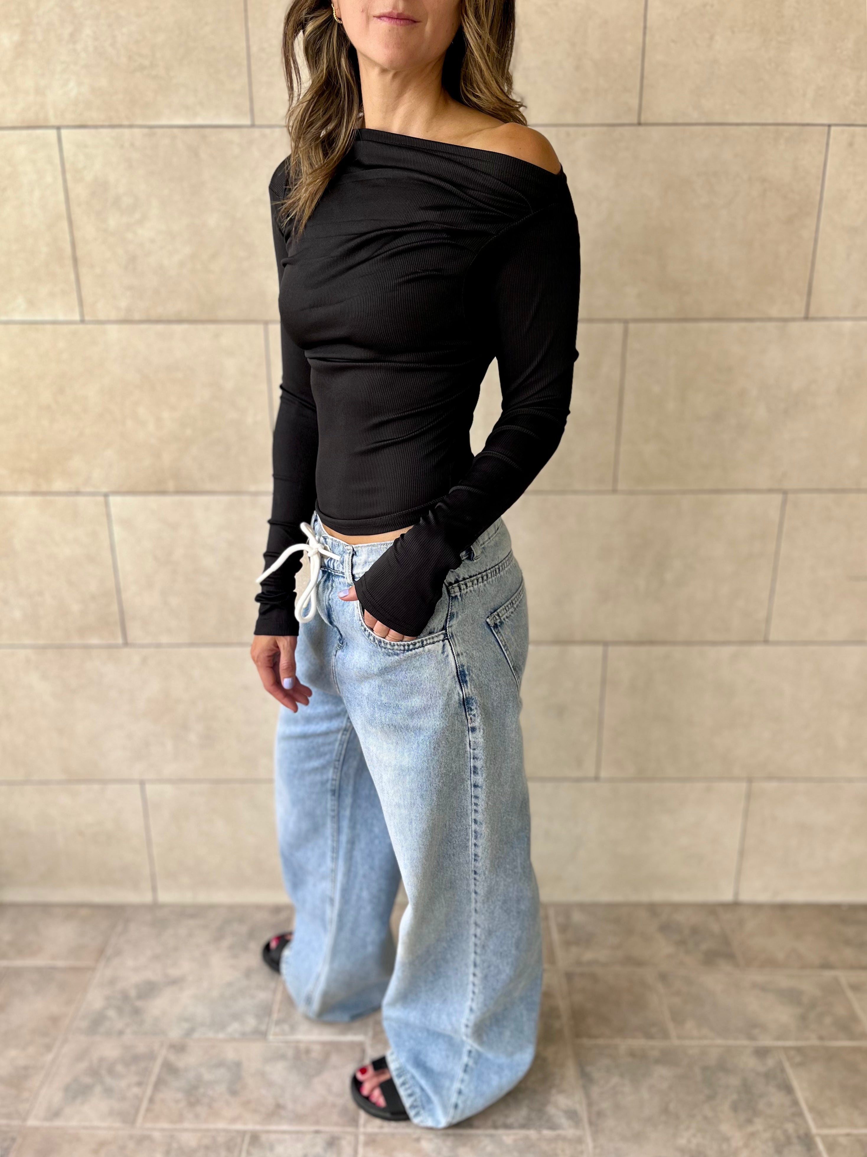 Black 130 Off Shoulder Long Sleeve Ruched Top