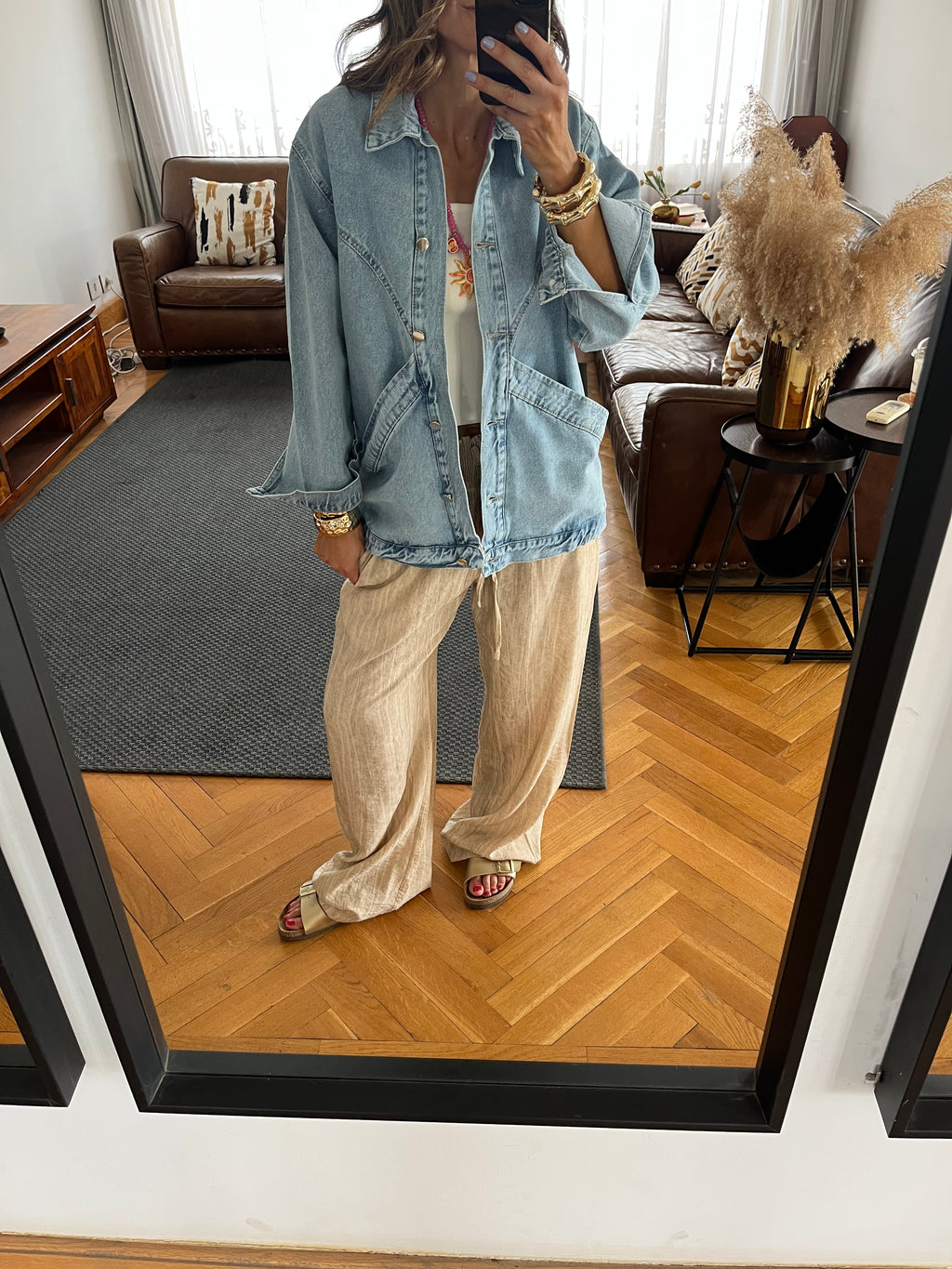 Light Exaggerated Double Pocket Denim Jacket