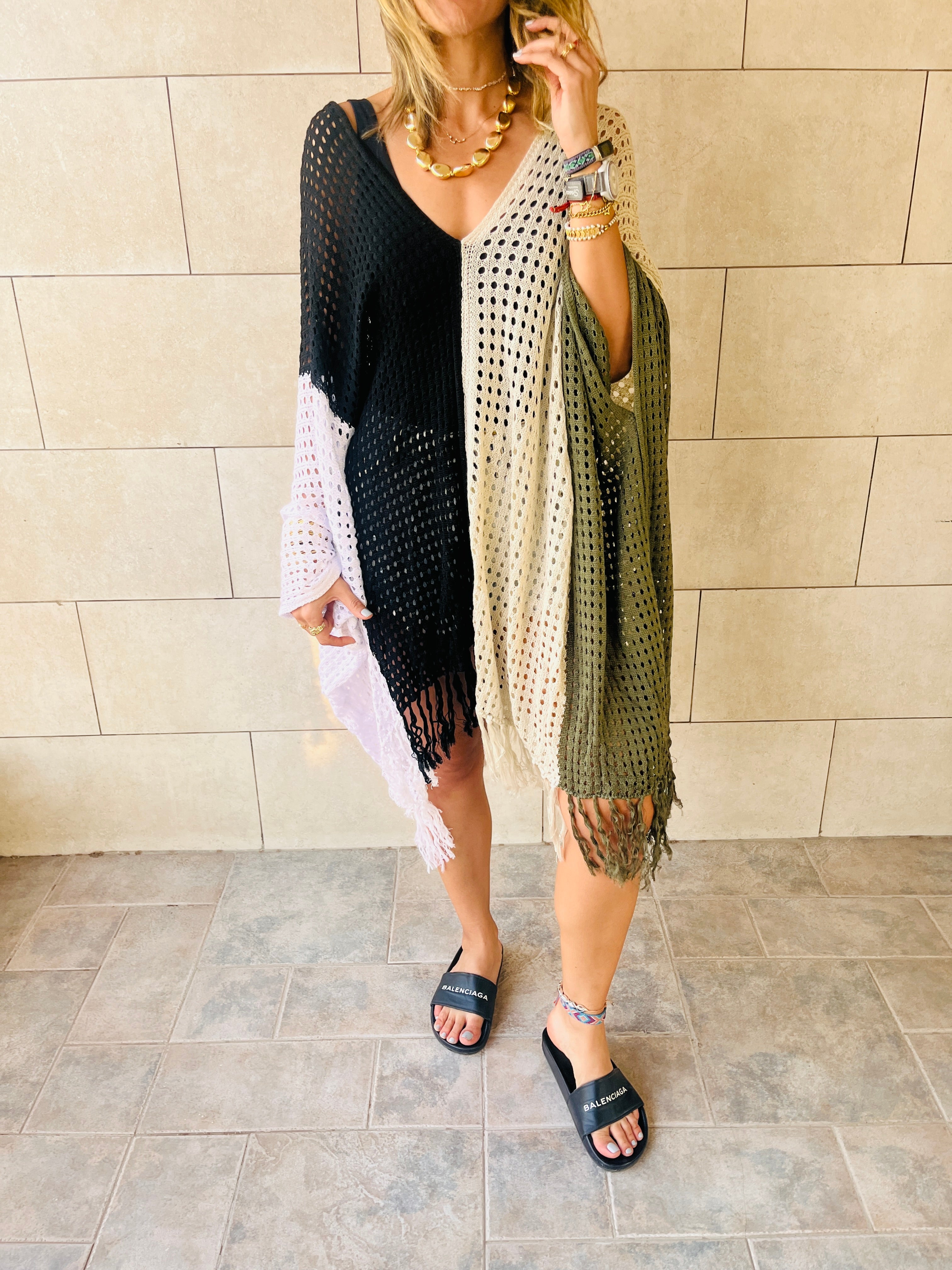 Black & Olive Feels Colorblock