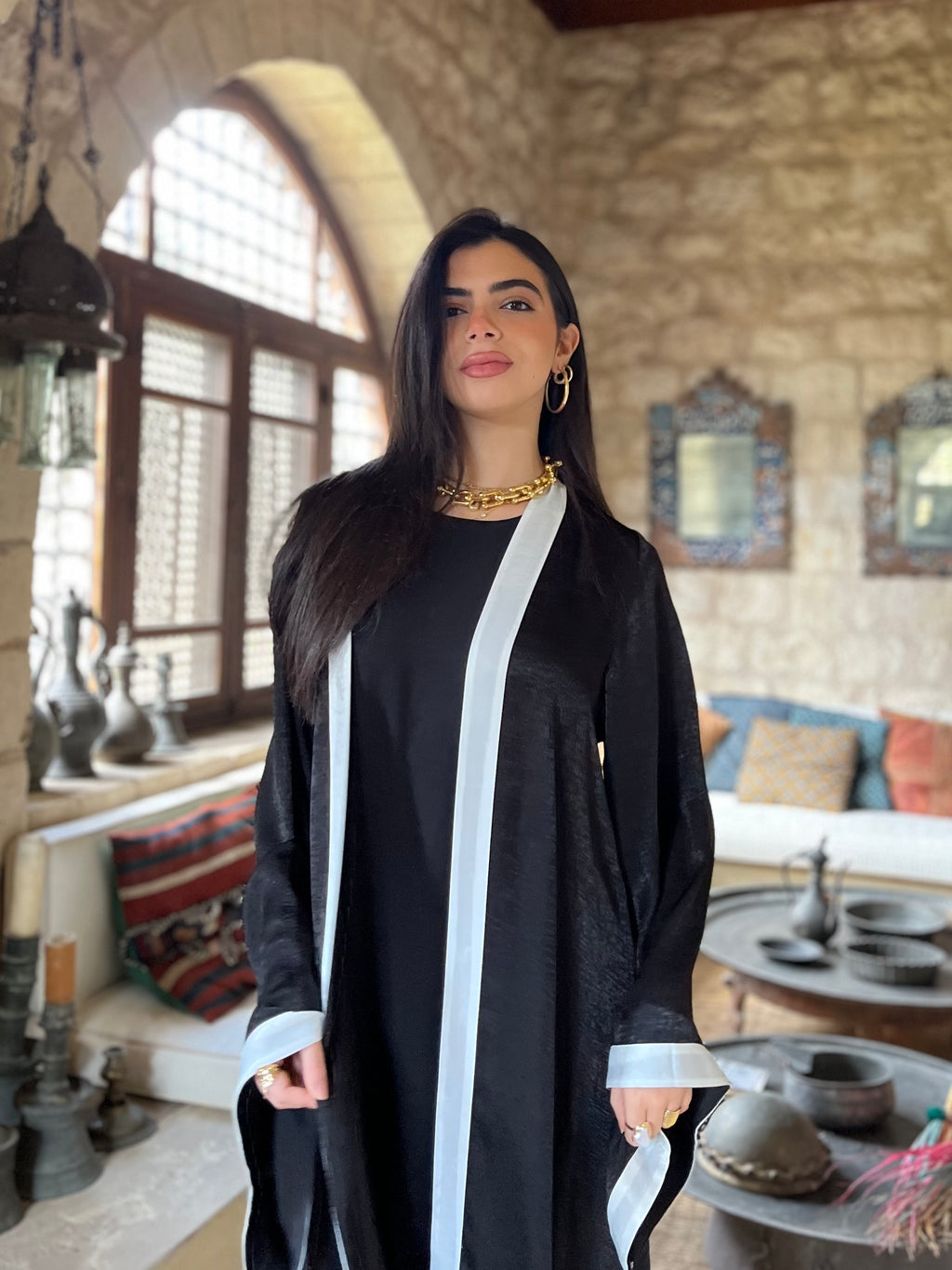 Black Border Glowy Kimono