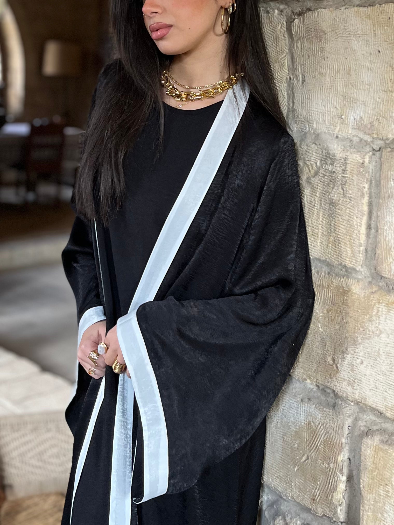 Black Border Glowy Kimono