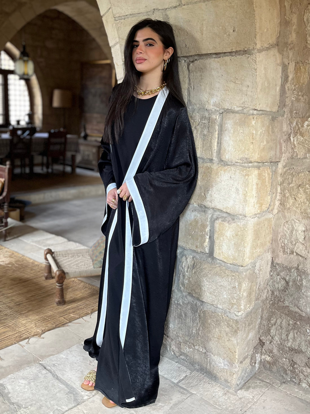 Black Border Glowy Kimono