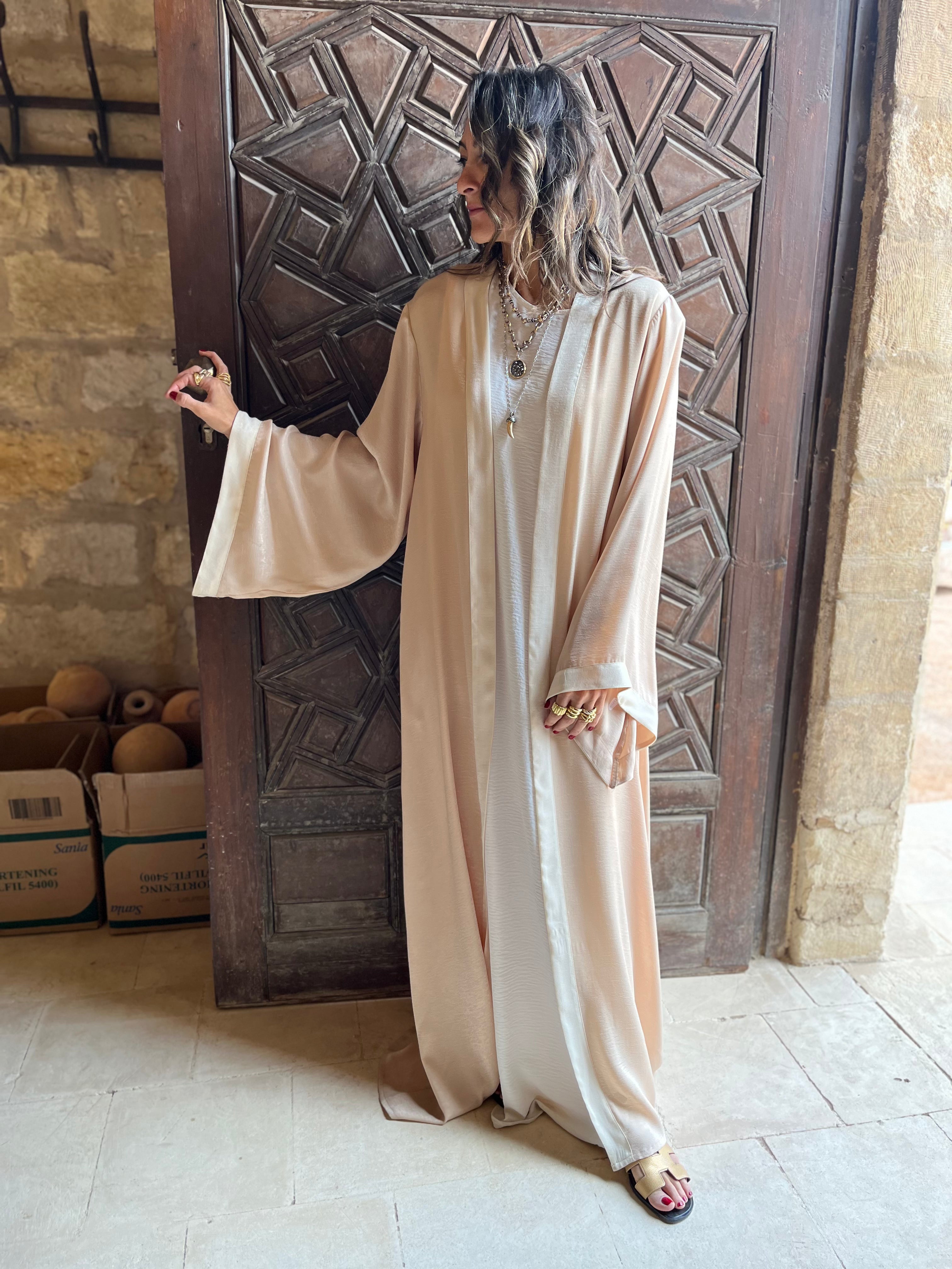 Beige Border Glowy Kimono