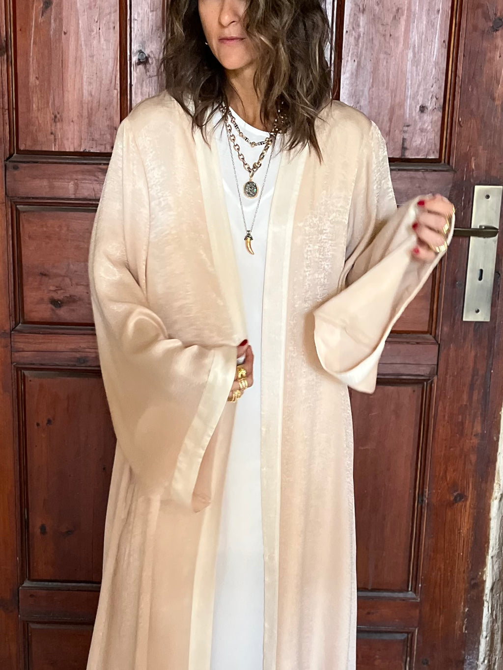 Beige Border Glowy Kimono