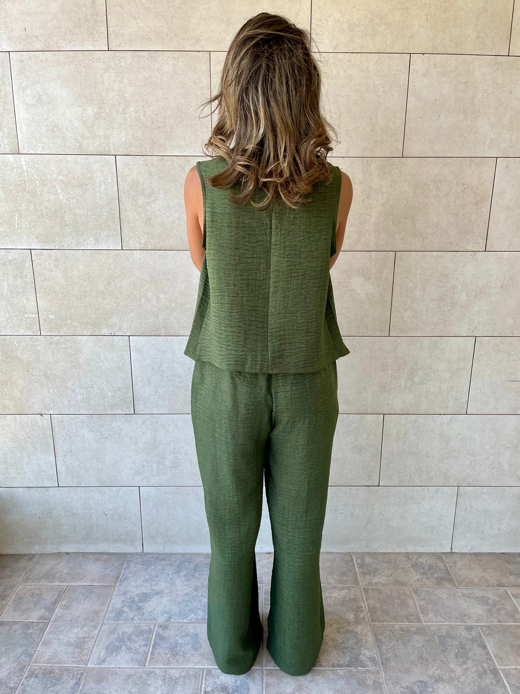 Olive 2 Pieces Sleeveless Set