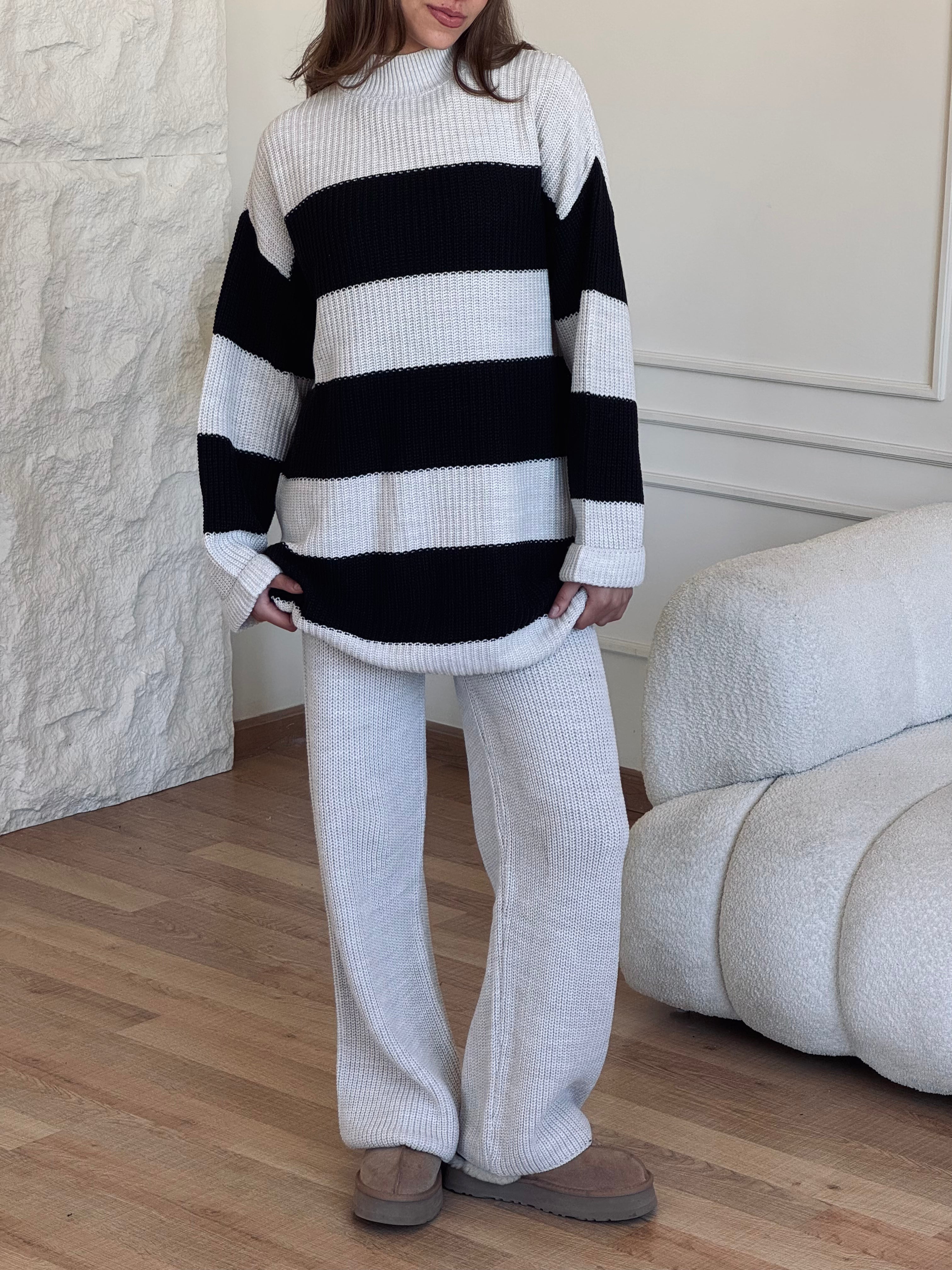 Beige Striped knit set