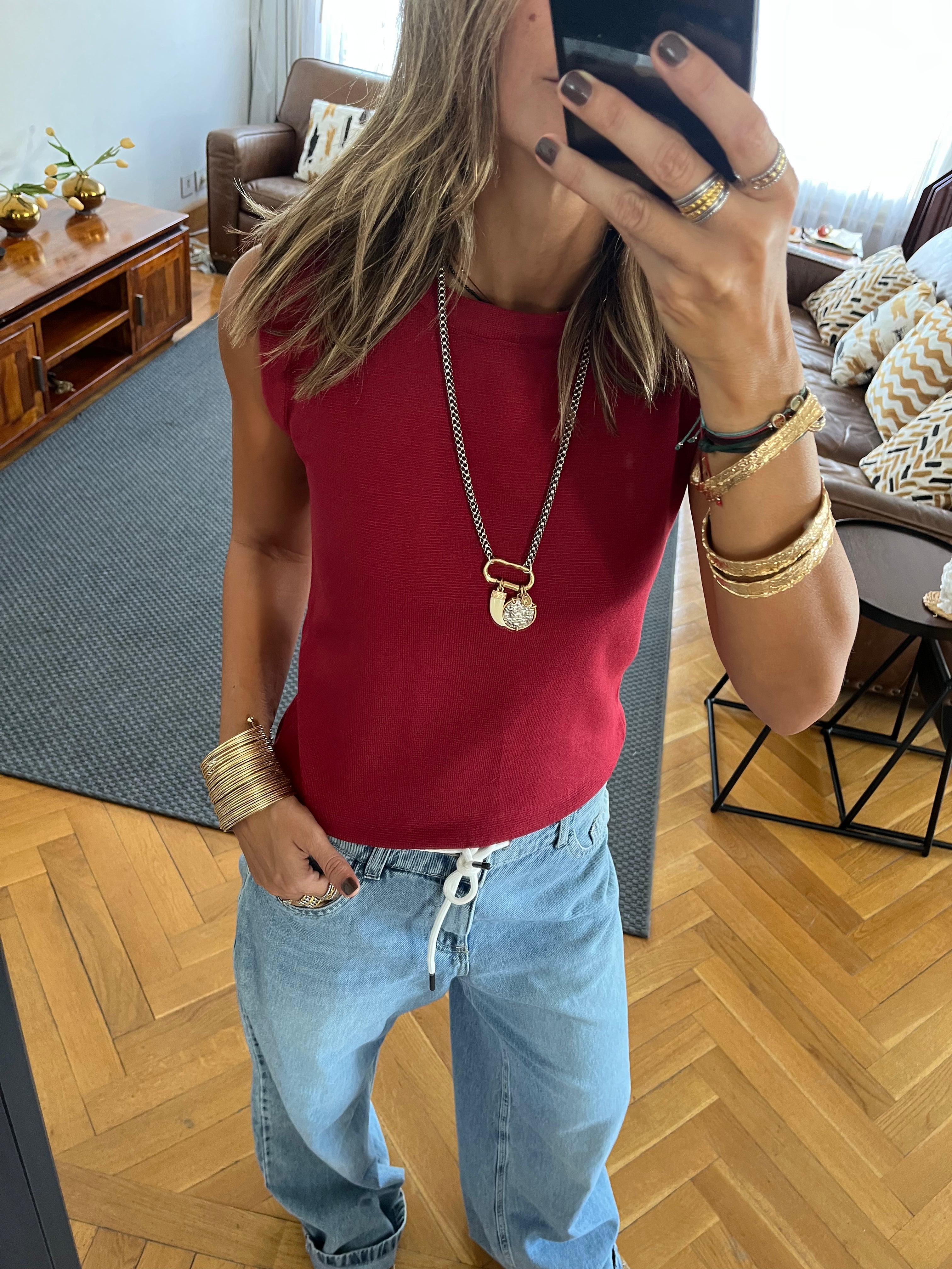 Burgundy Sleeveless Crew Neck Knit Top