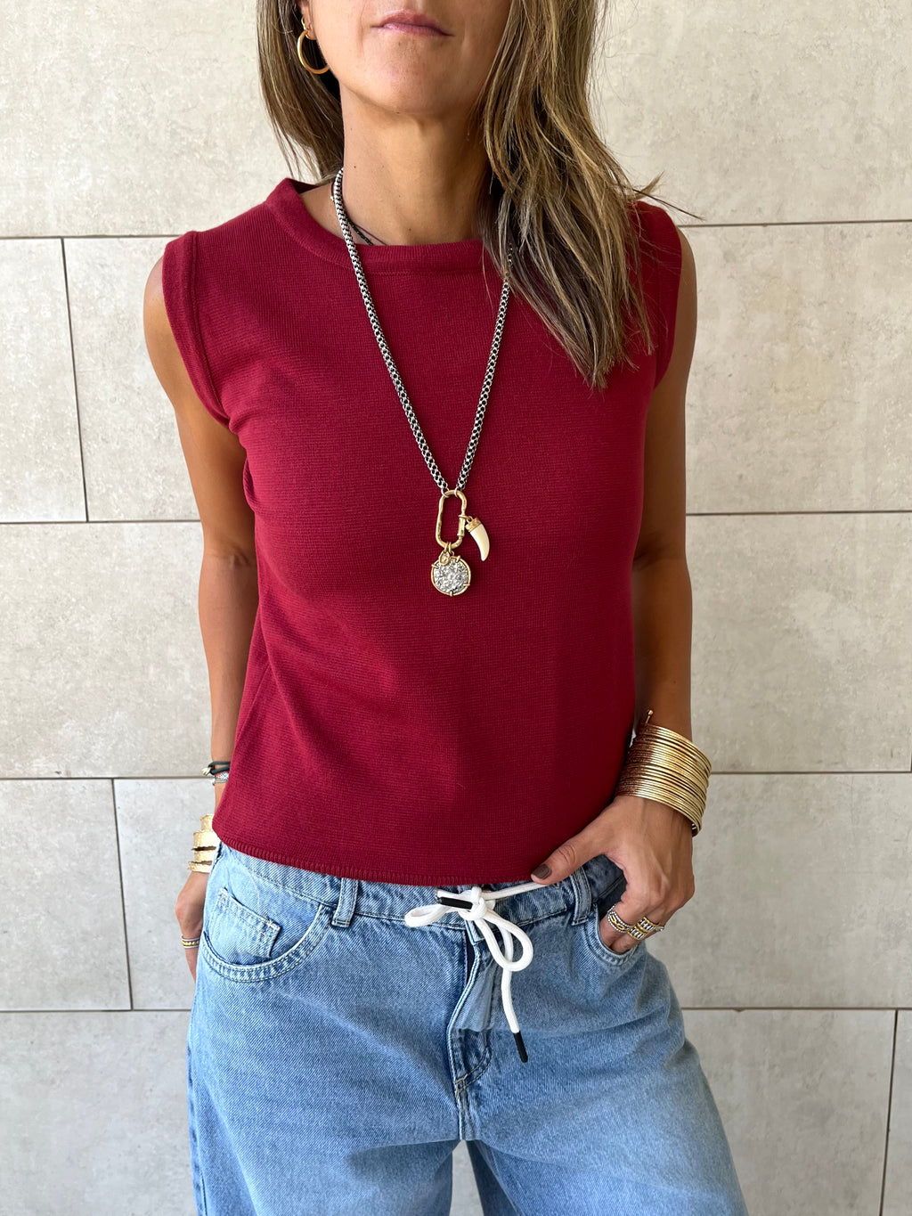 Burgundy Sleeveless Crew Neck Knit Top