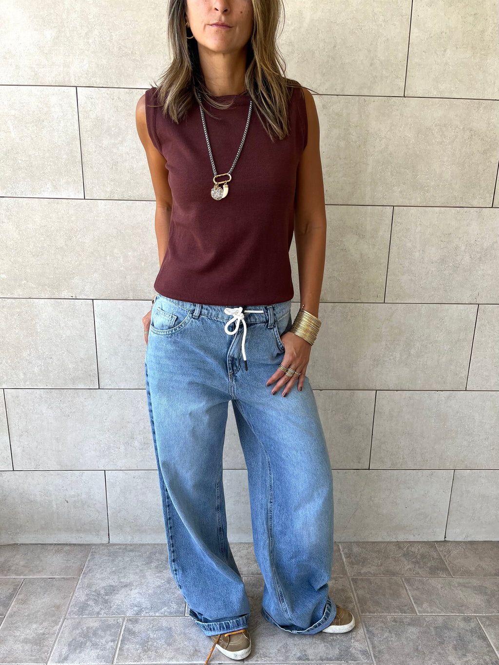 Brown Sleeveless Crew Neck Knit Top