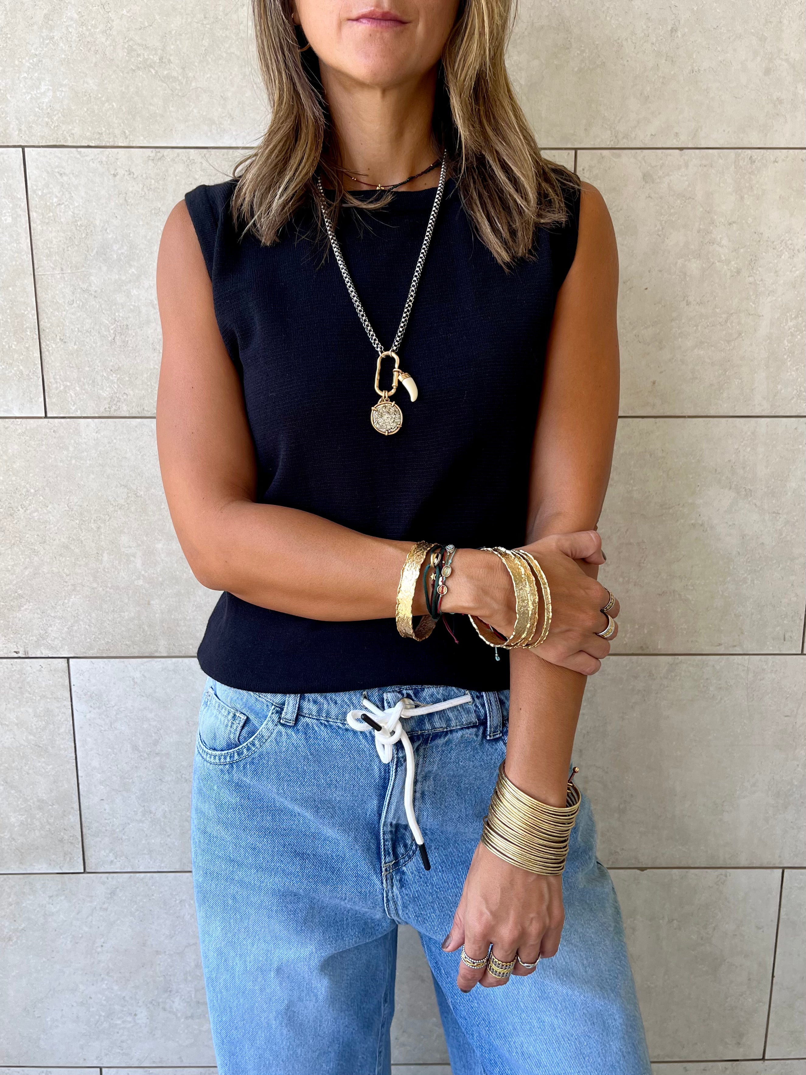 Black Sleeveless Crew Neck Knit Top