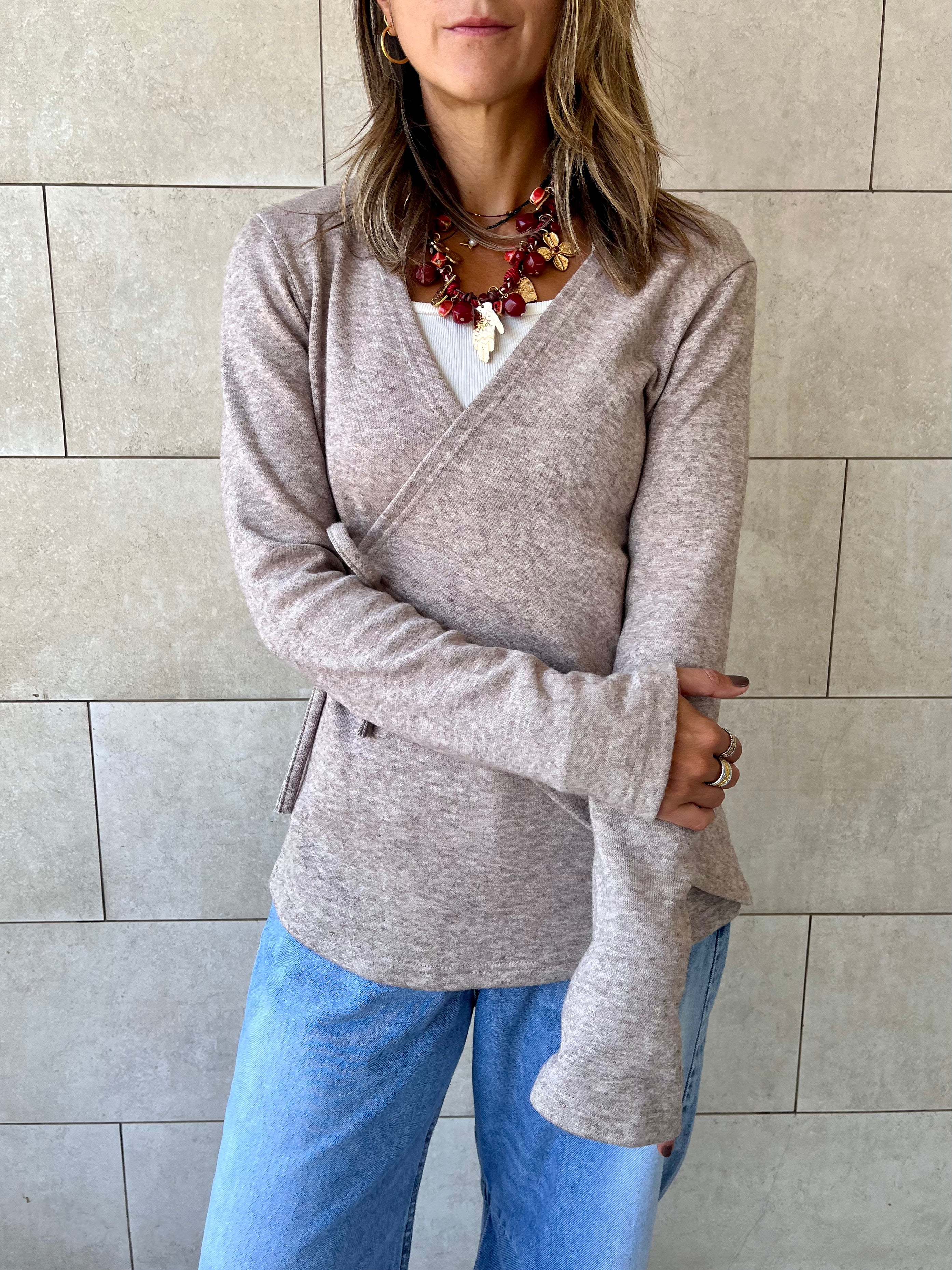 Cafe Wrap Around Light Knit