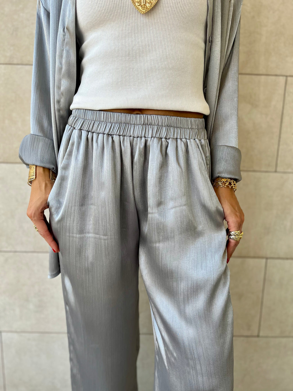 Silver Satin Eclipse Set