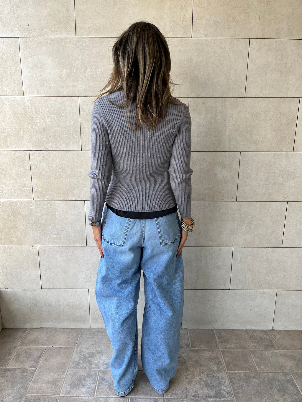 Grey Contour Buttoned Cardigan