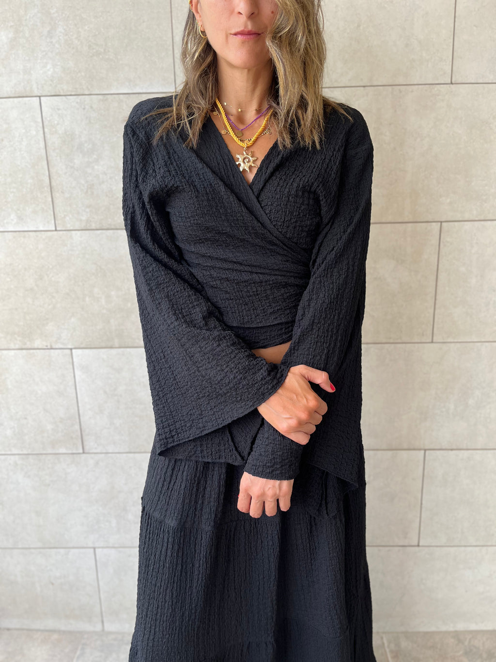 Black Crinkle Wrap Around Set