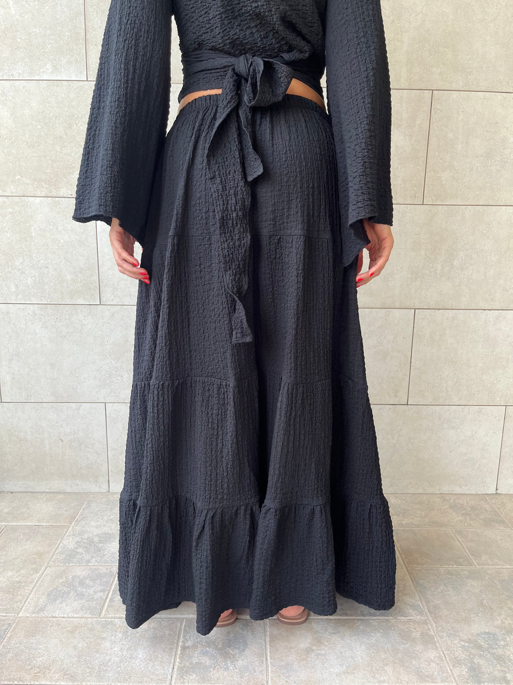 Black Crinkle Wrap Around Set