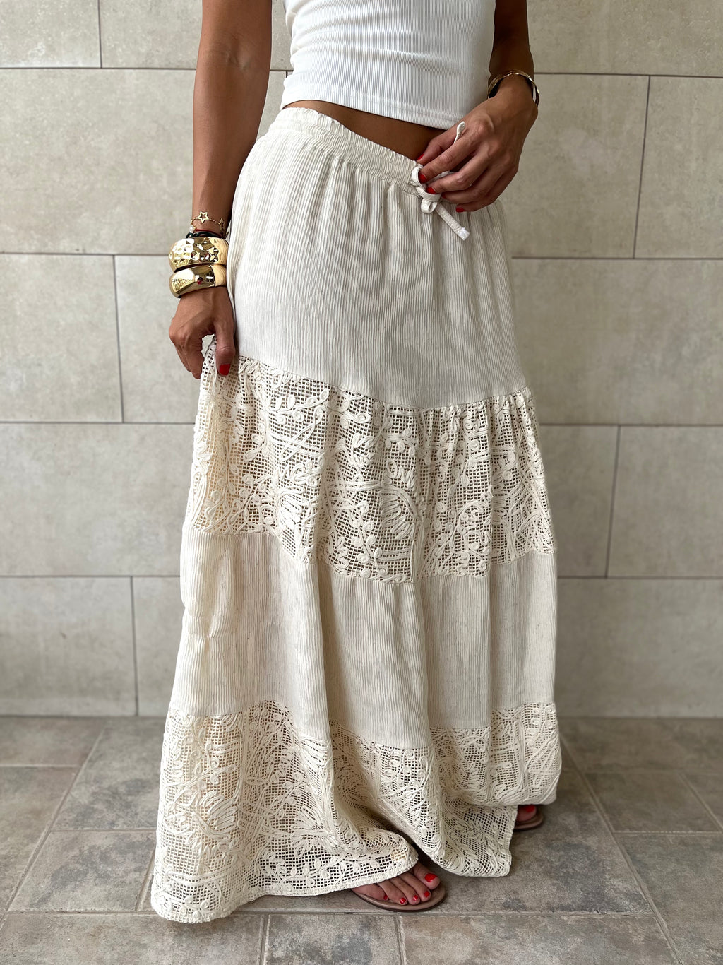 Beige Lace Mixed Tiered Skirt