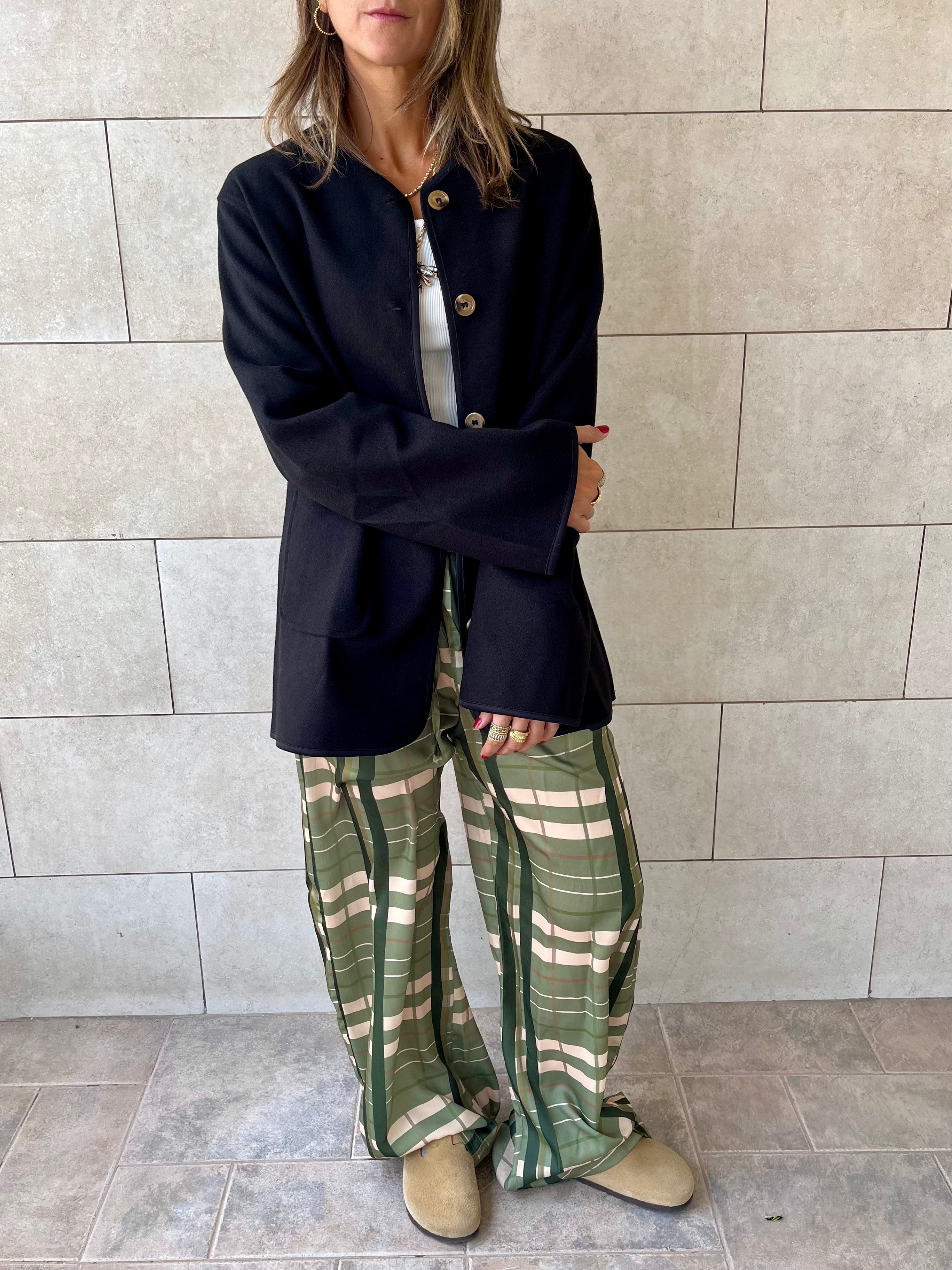 Black Cozy Lightweight Jacket