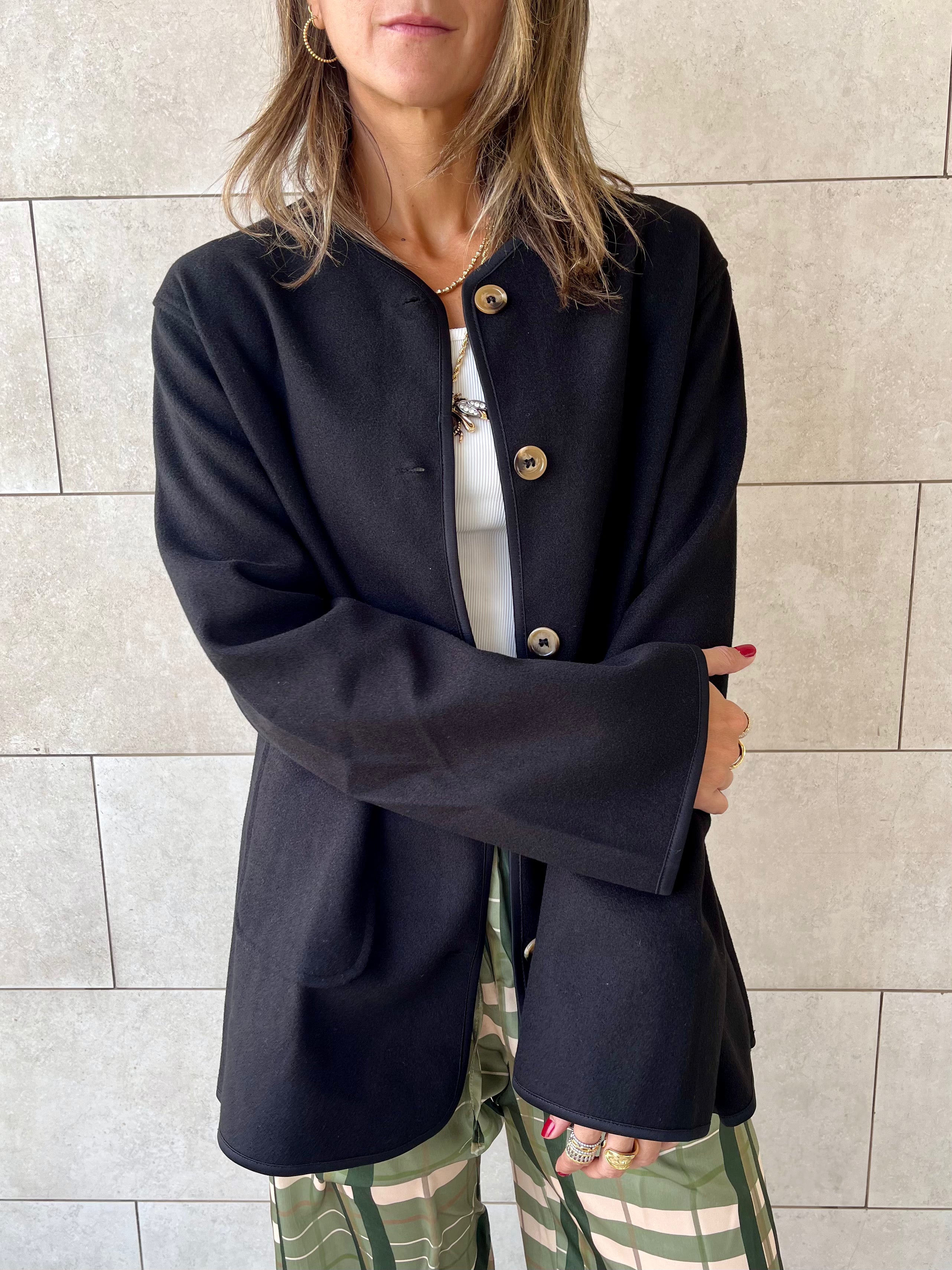 Black Cozy Lightweight Jacket