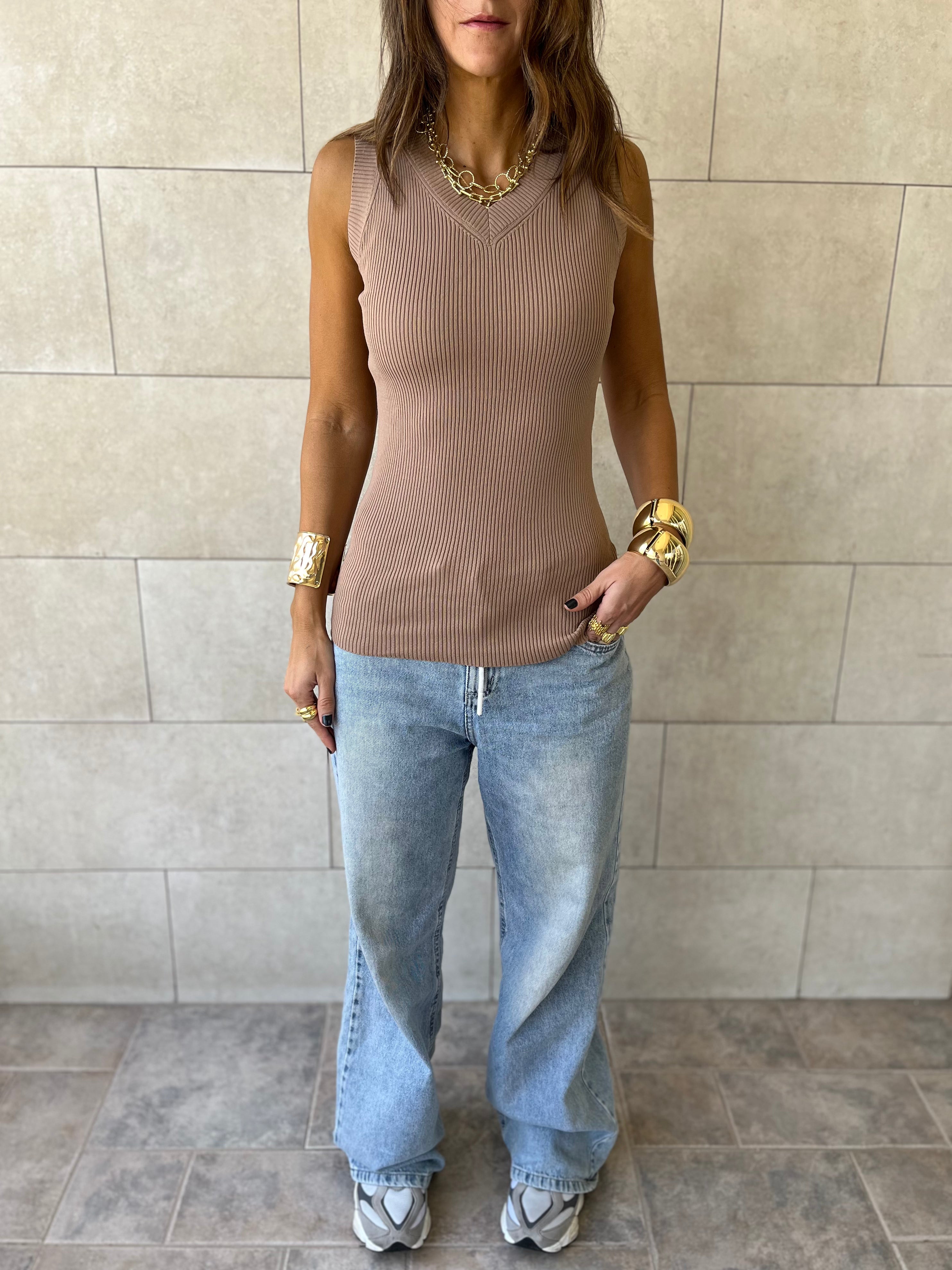 Cafe 101 Interknit V Ribbed Top