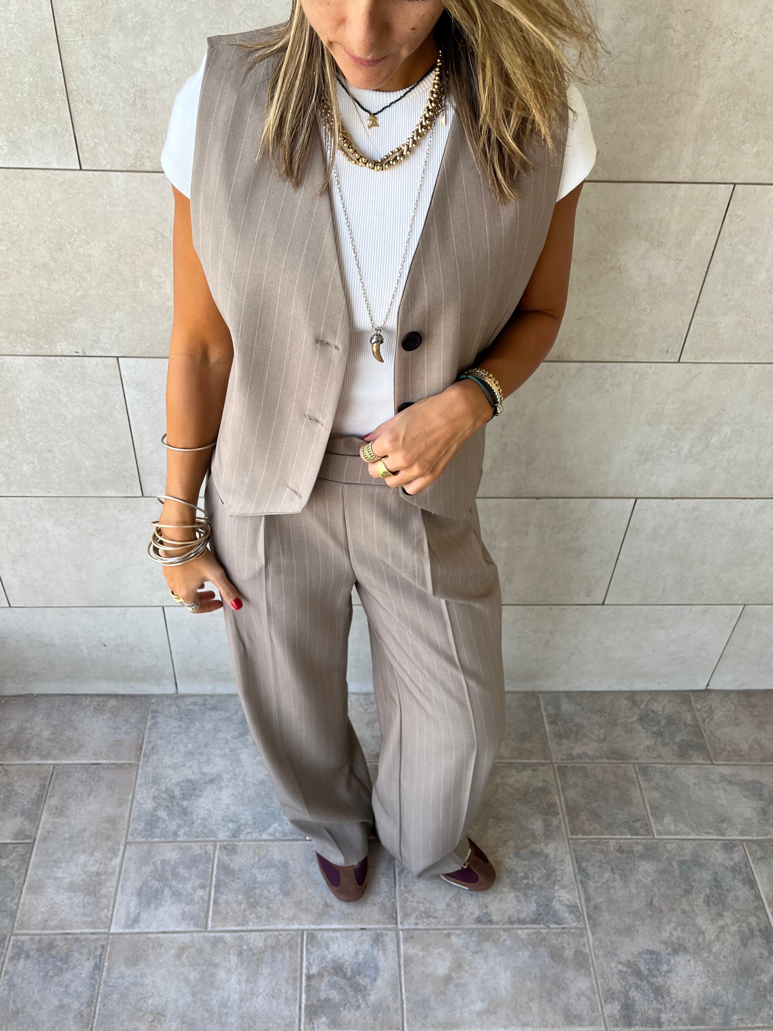 Cafe Striped Frillu Signature Pants