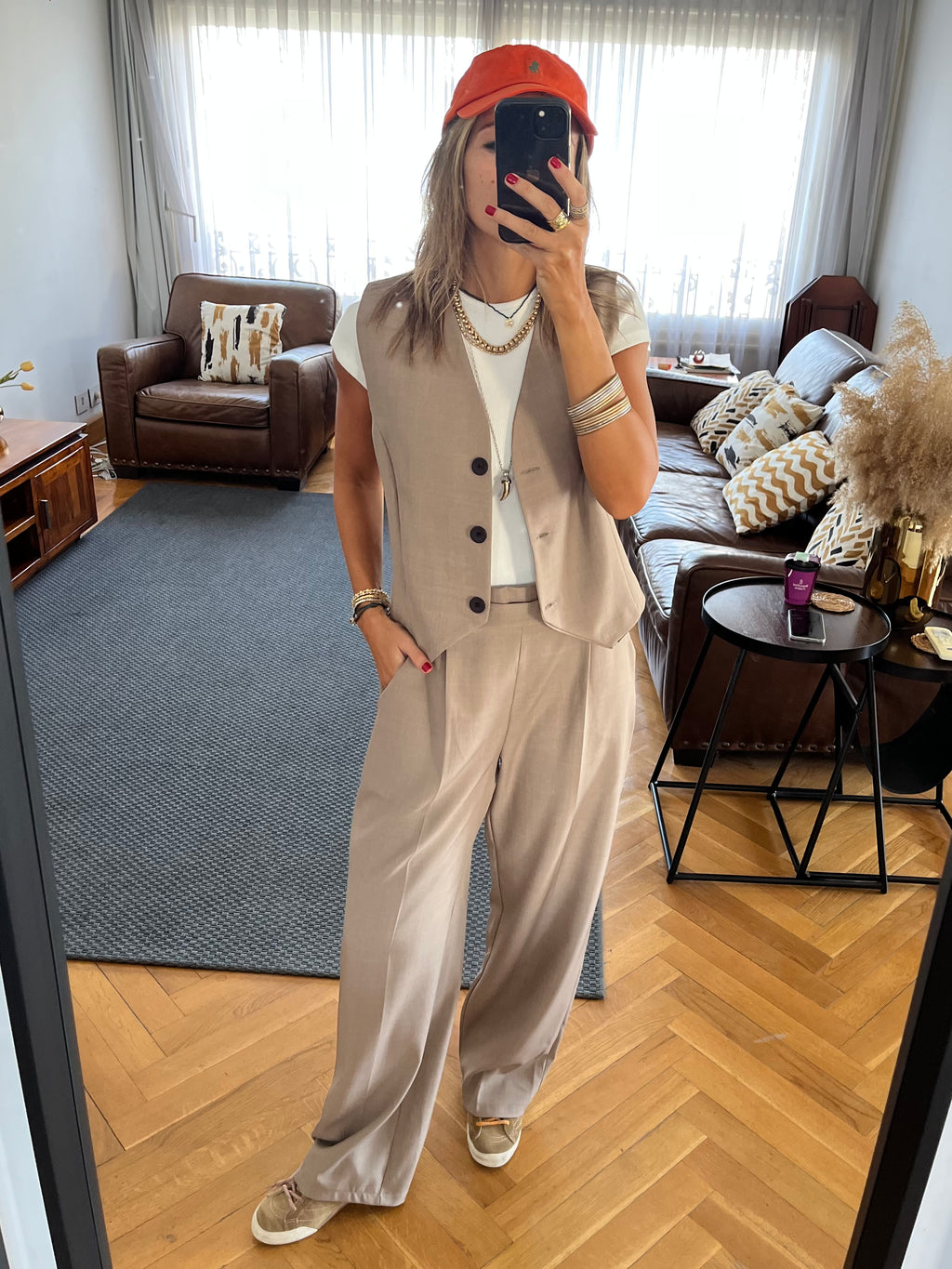 Cafe Frillu Signature Pants