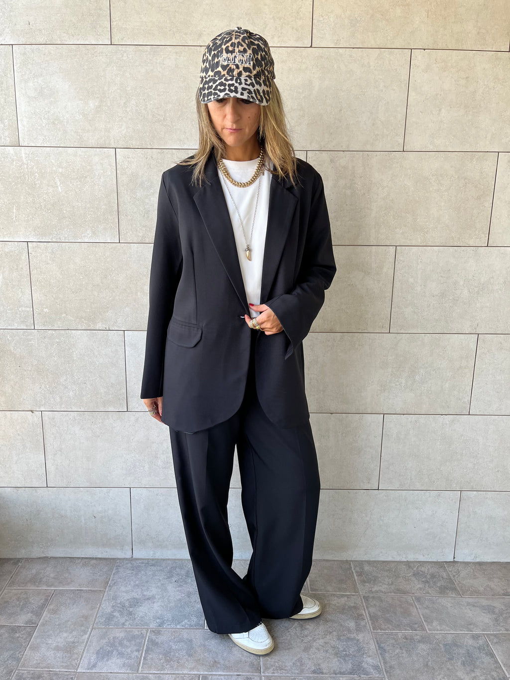 Black Oversize Blazer