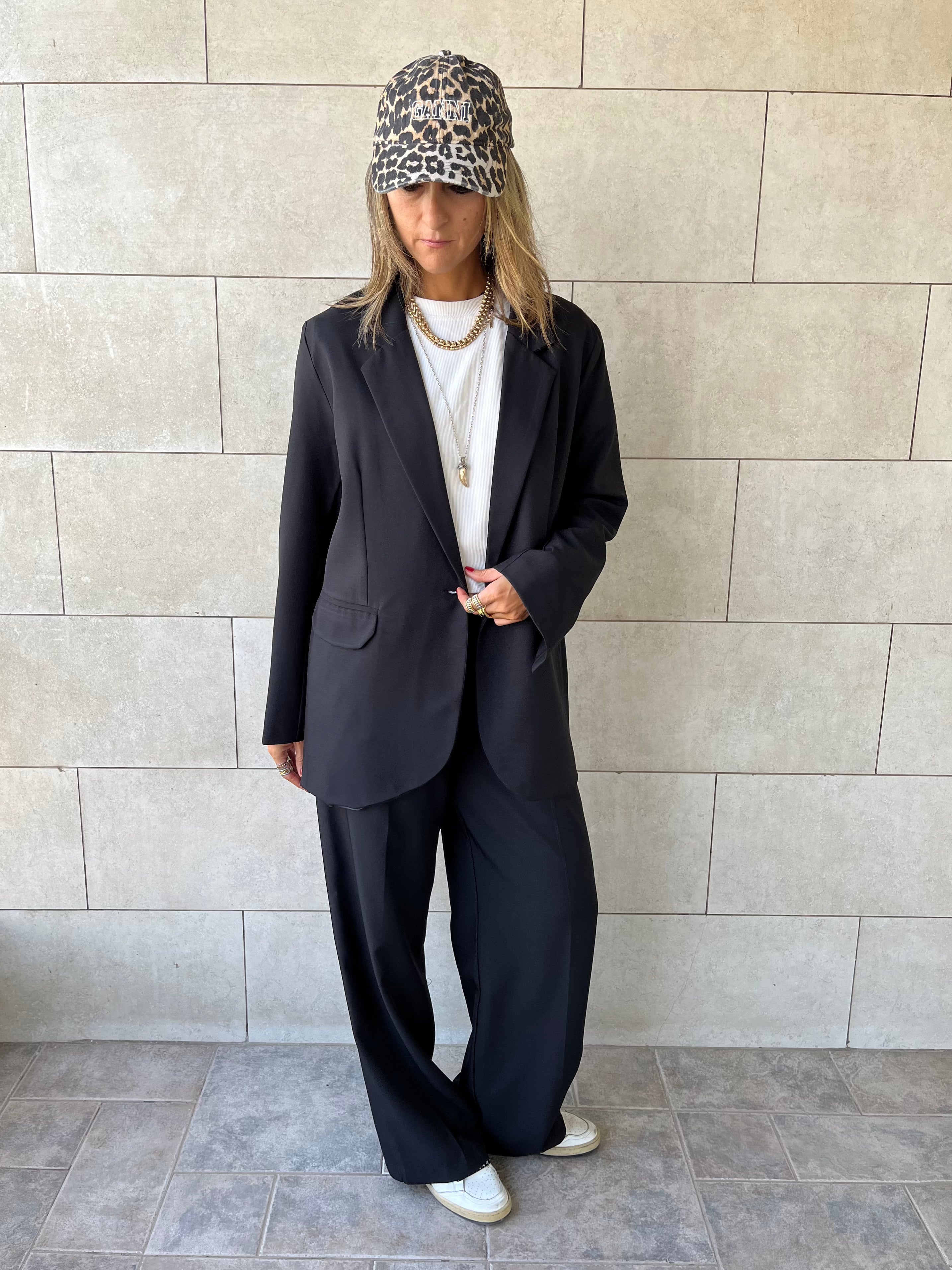 Black Oversize Blazer