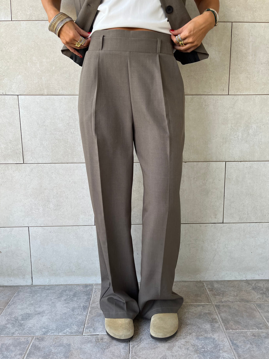 Olive Frillu Signature Pants