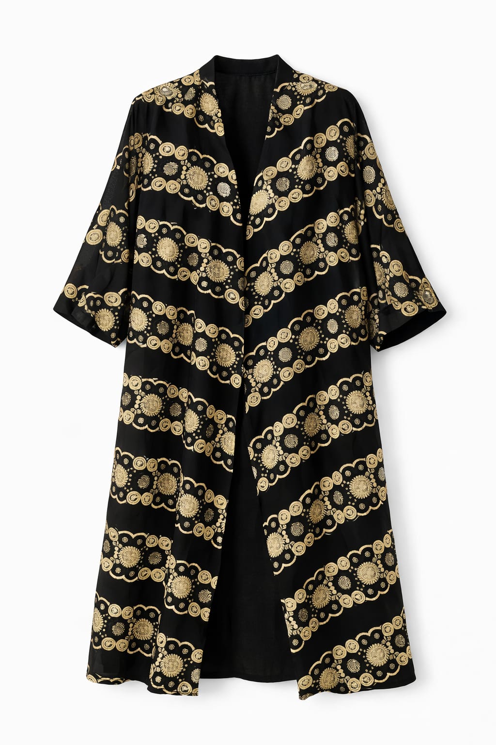 Dahabeya Embellished Kimono