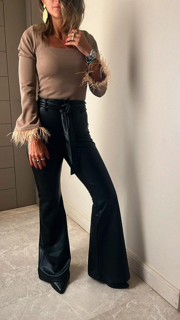 Cafe Fur Sleeve Top