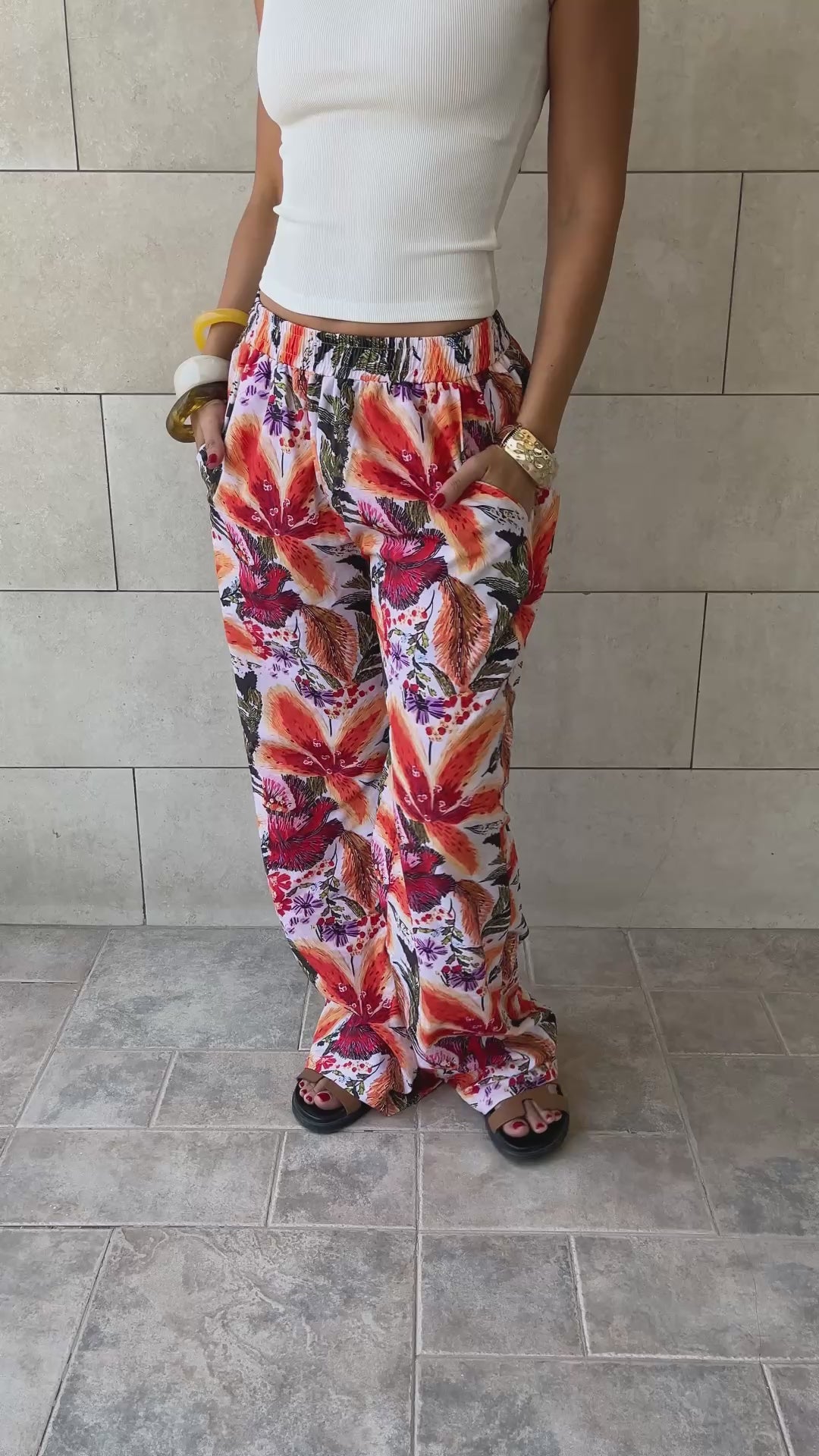 Checkered Palms Printed Pants