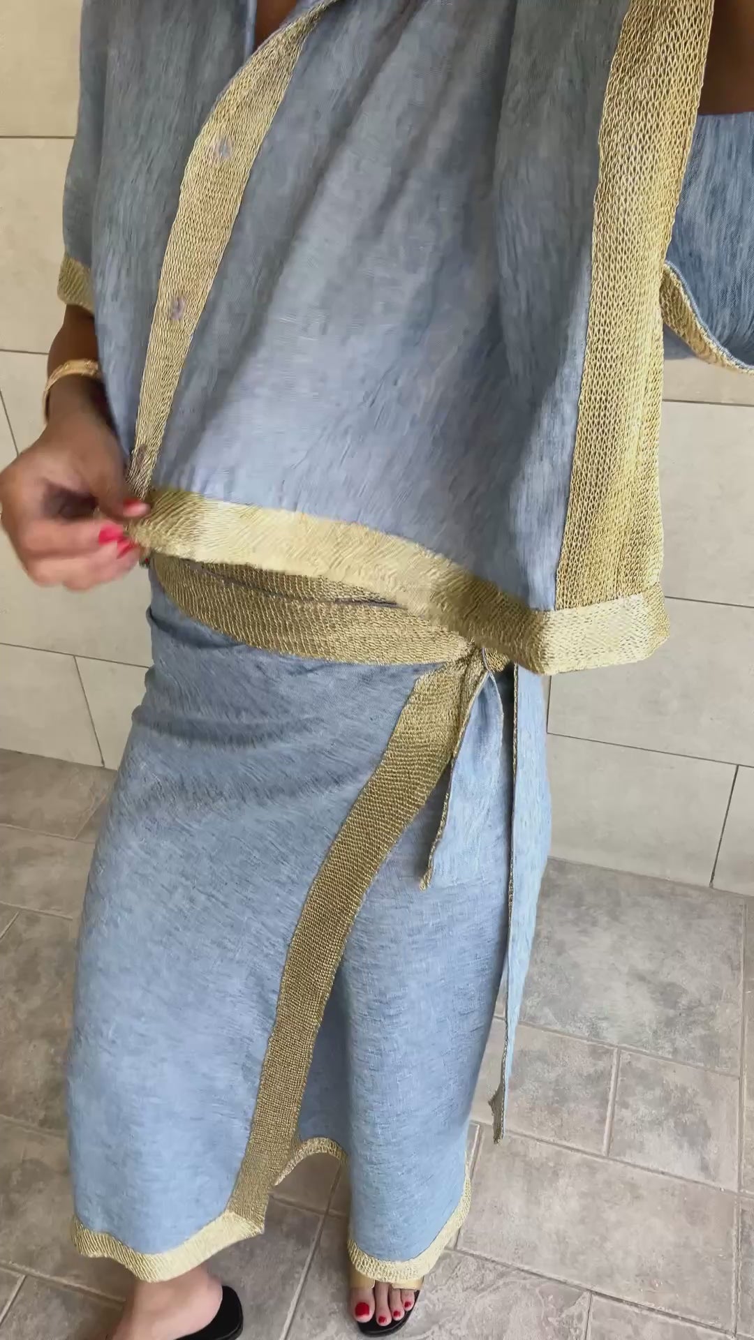 Golden Grey Edge Cropped Shirt