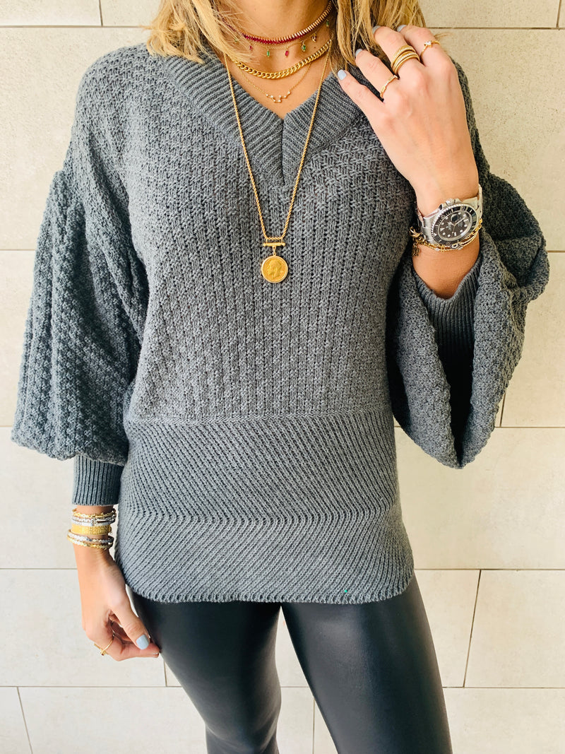 Charcoal Sparrow Pullover