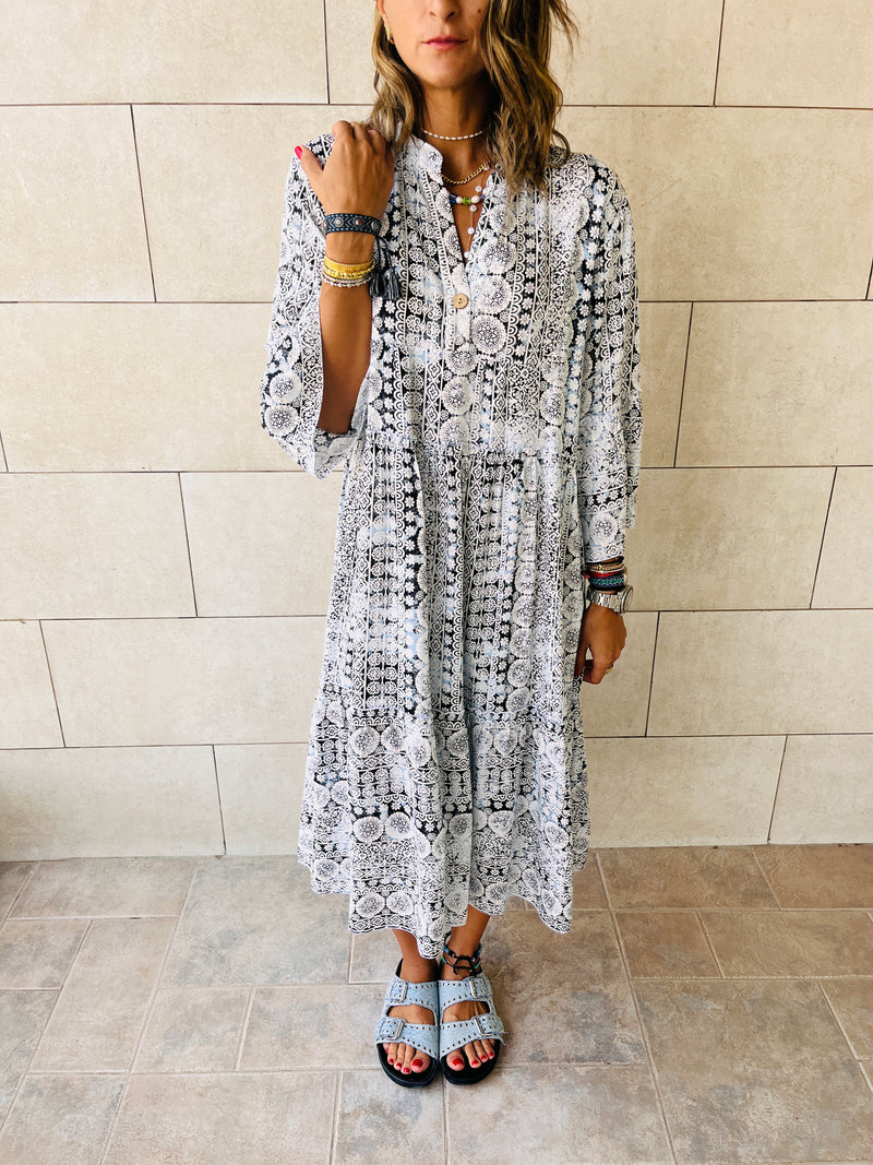 Black Savannah City Brunch Dress