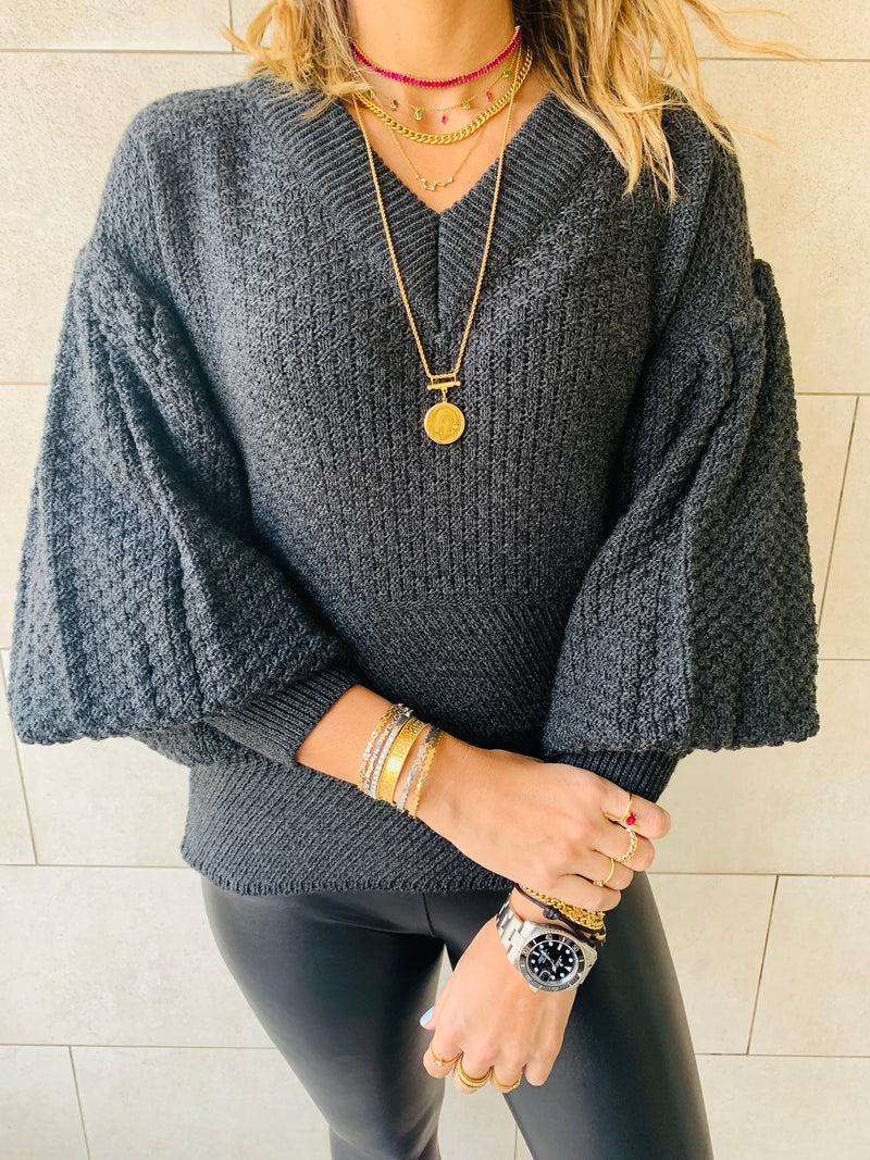 Black Sparrow Pullover