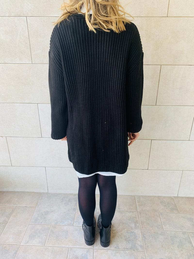 Black Cross Over Pullover
