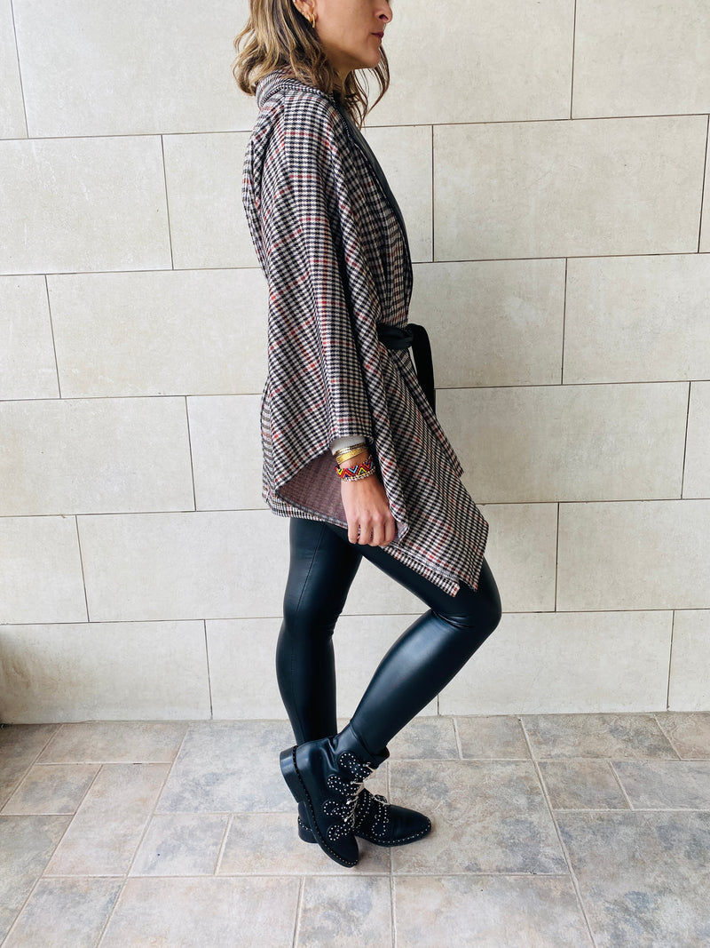 Beige Checkered Waterfall