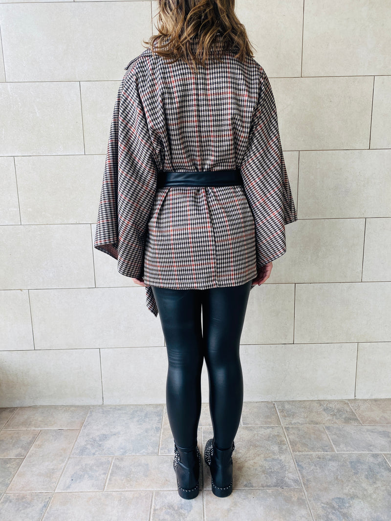 Beige Checkered Waterfall