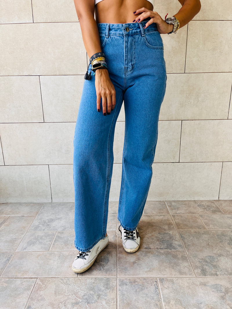 Blue 90's Cut Jeans