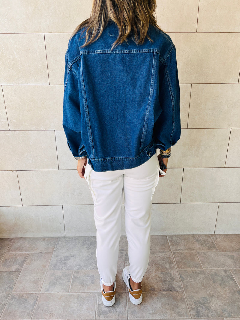 Dark blue sales denim jacket outfit