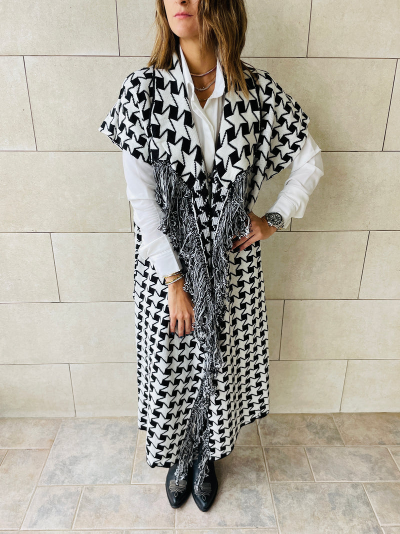 White Houndstooth Printed Shawl